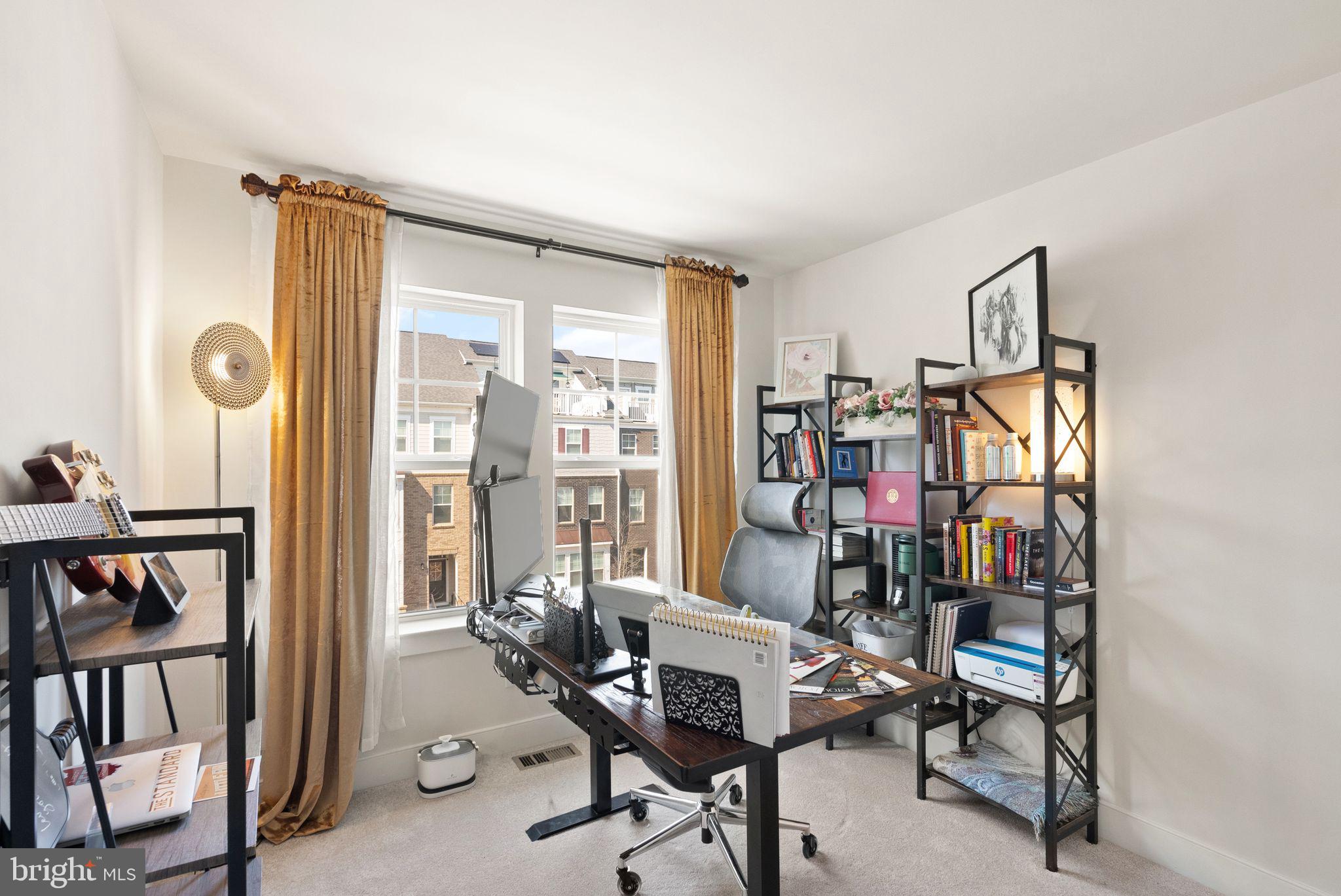 POTOMAC SHORES - Residential