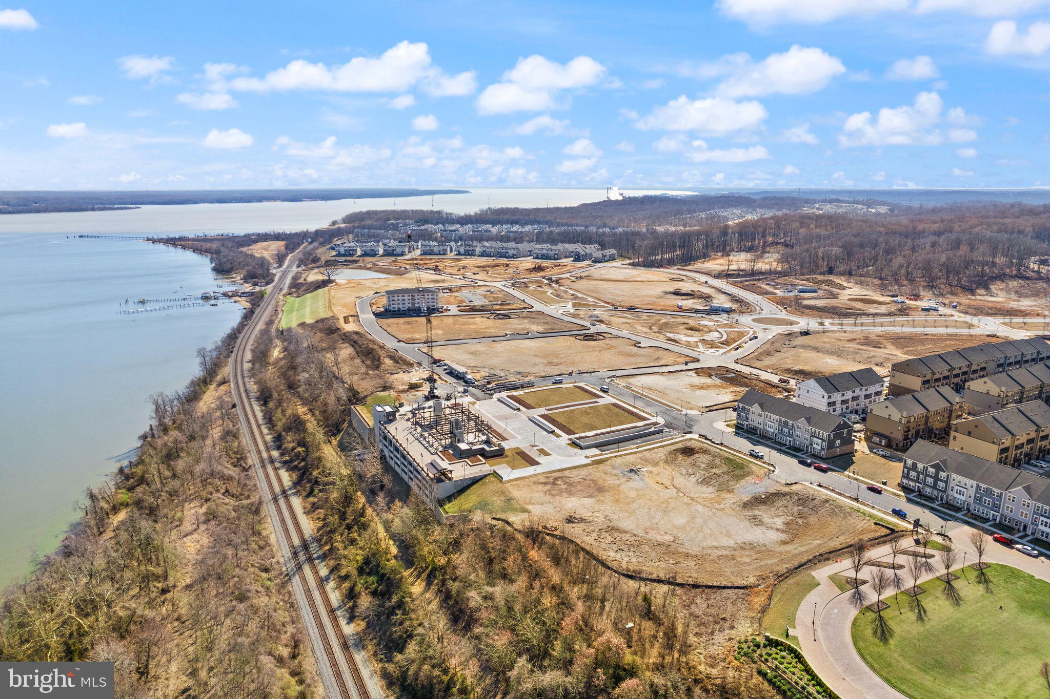 POTOMAC SHORES - Residential