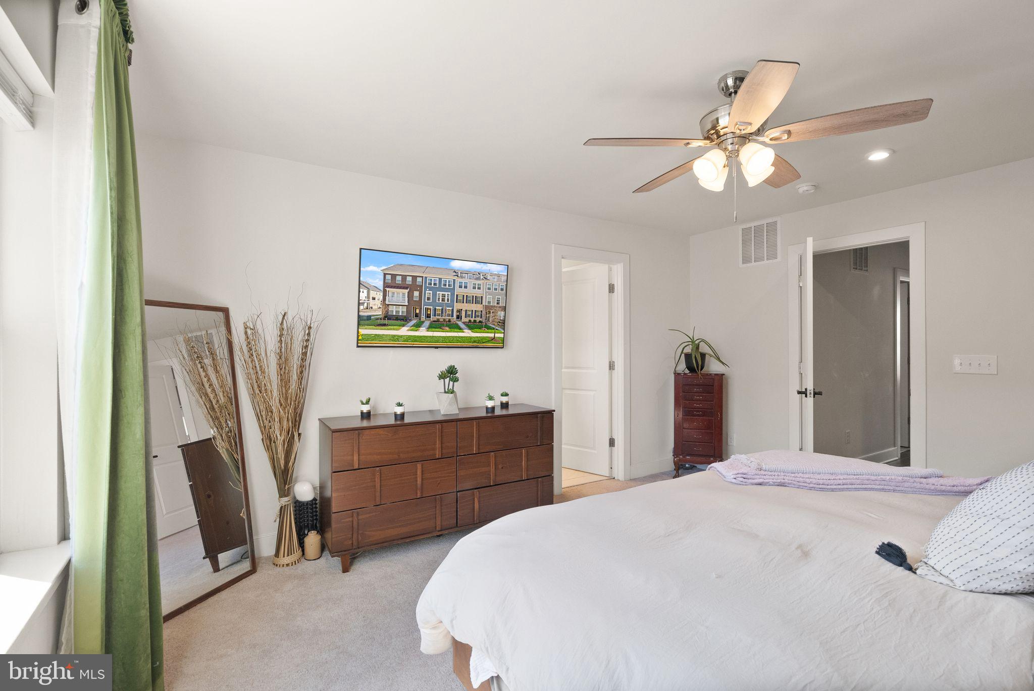 POTOMAC SHORES - Residential