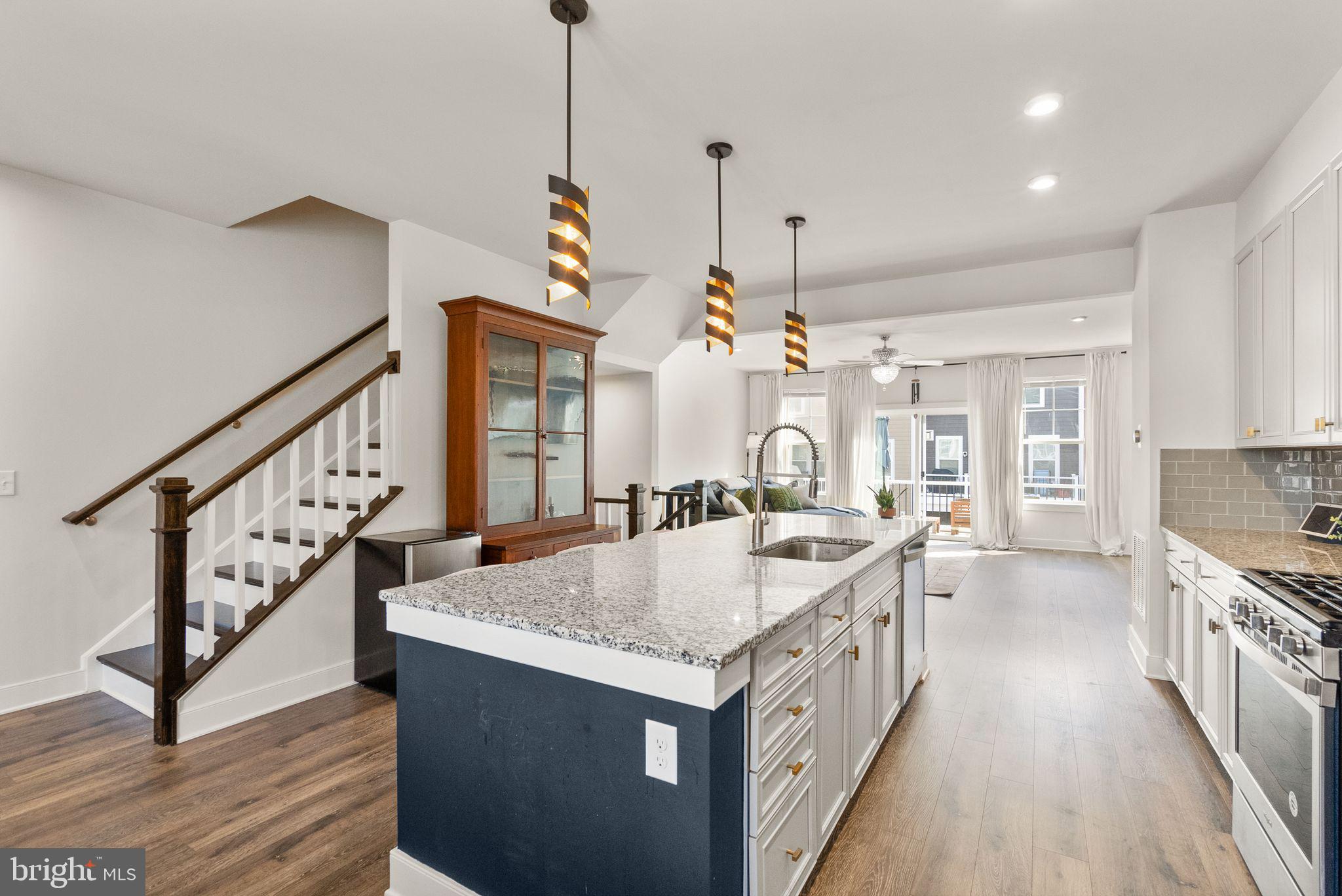 POTOMAC SHORES - Residential