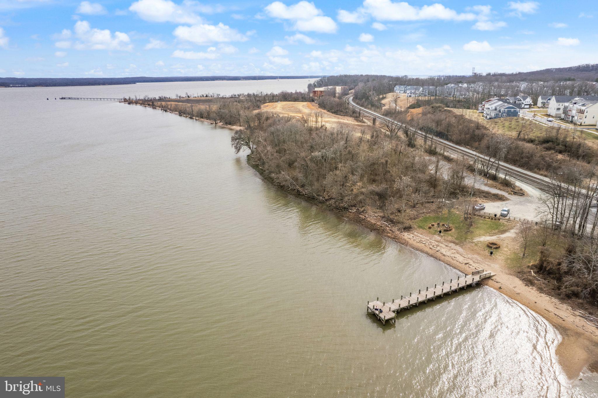POTOMAC SHORES - Residential