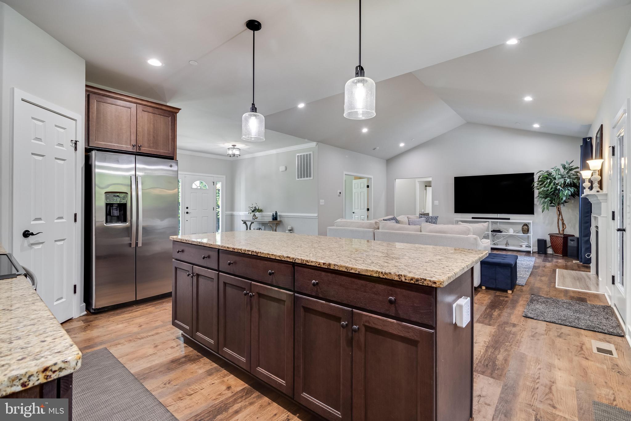 MOSS CREEK - Residential