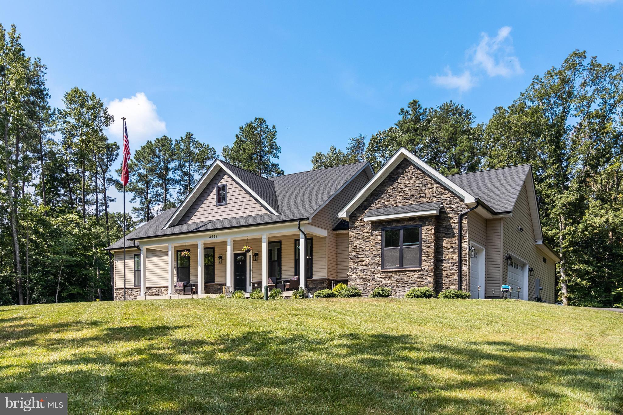 MOSS CREEK - Residential