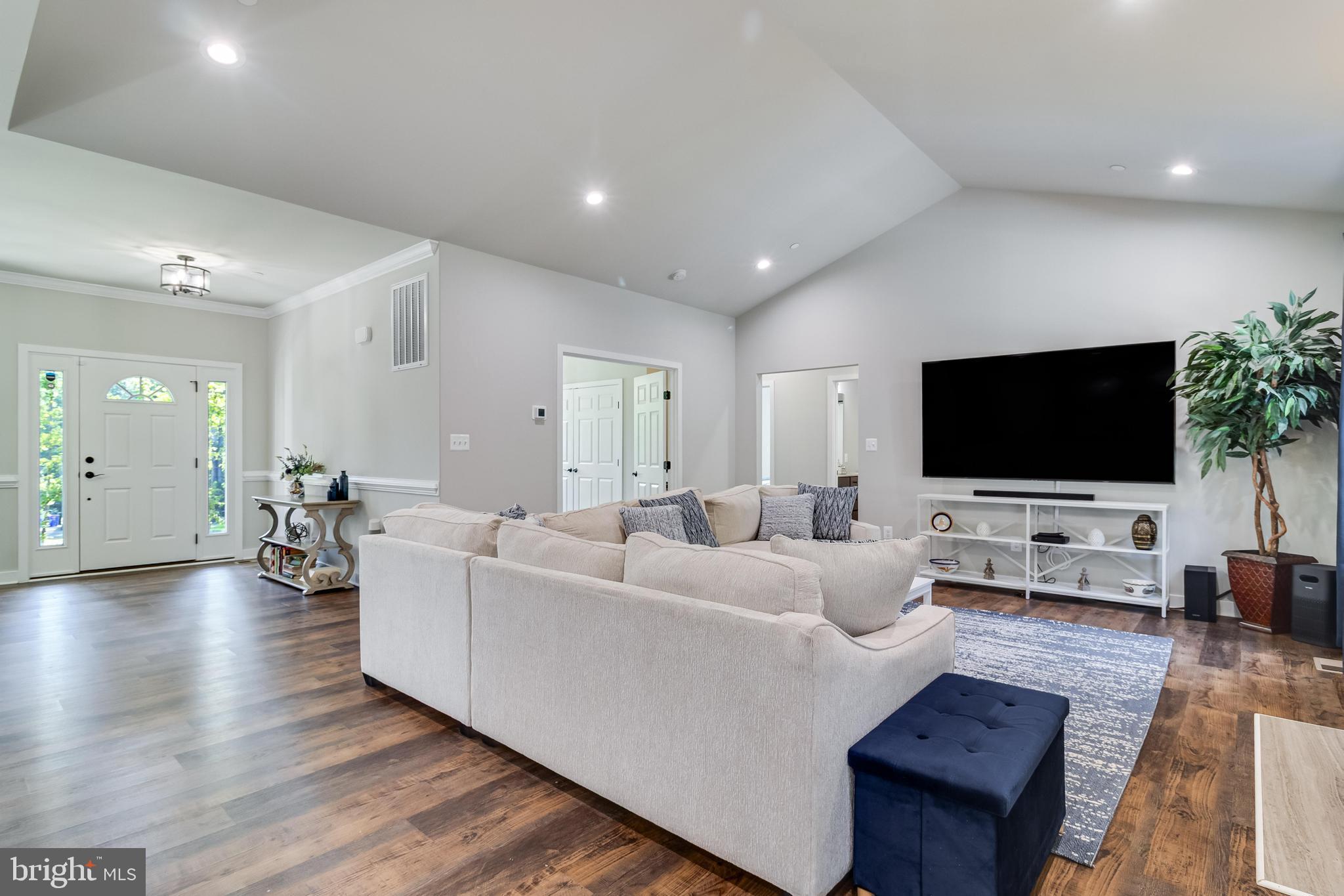 MOSS CREEK - Residential