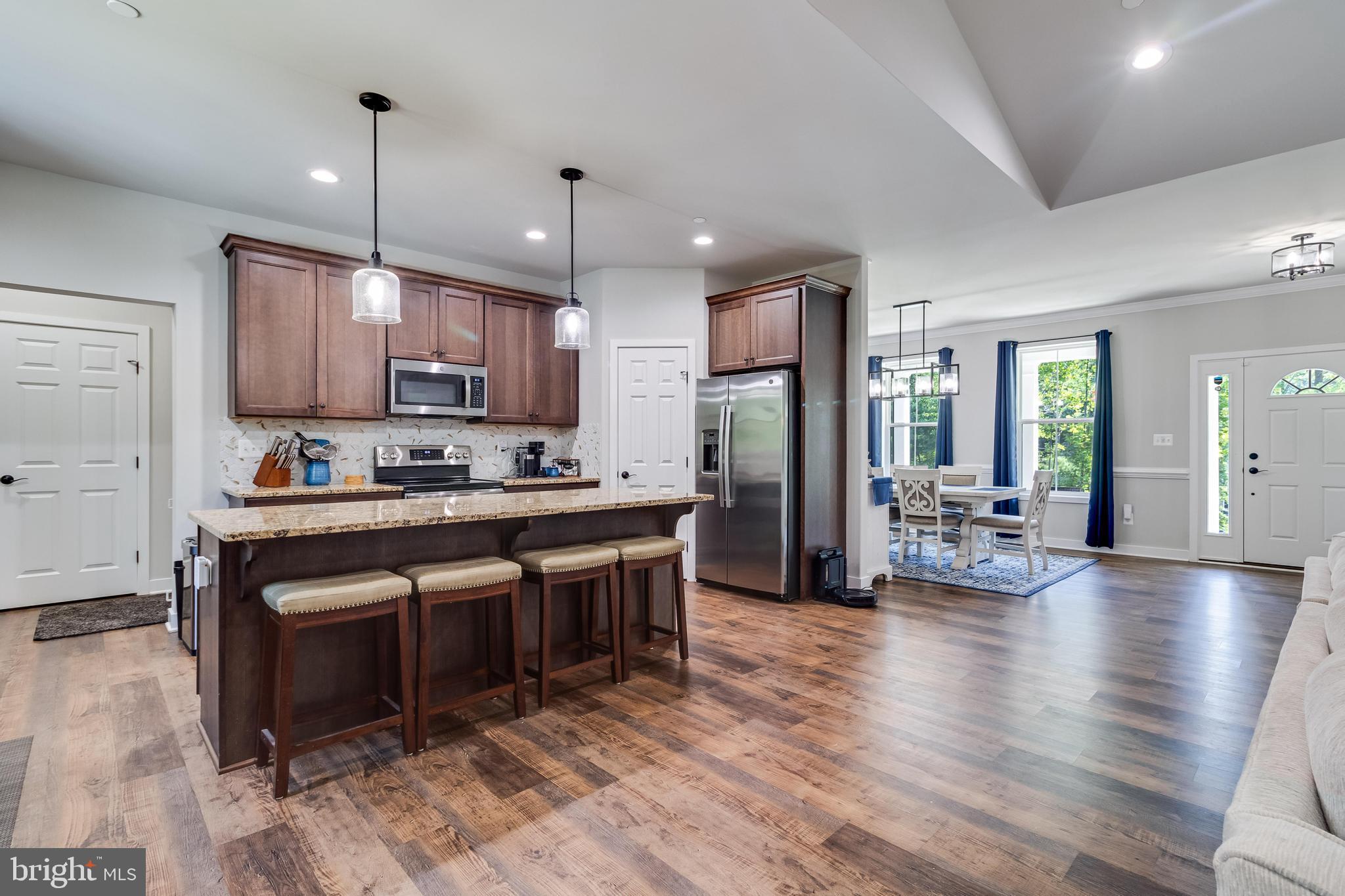 MOSS CREEK - Residential