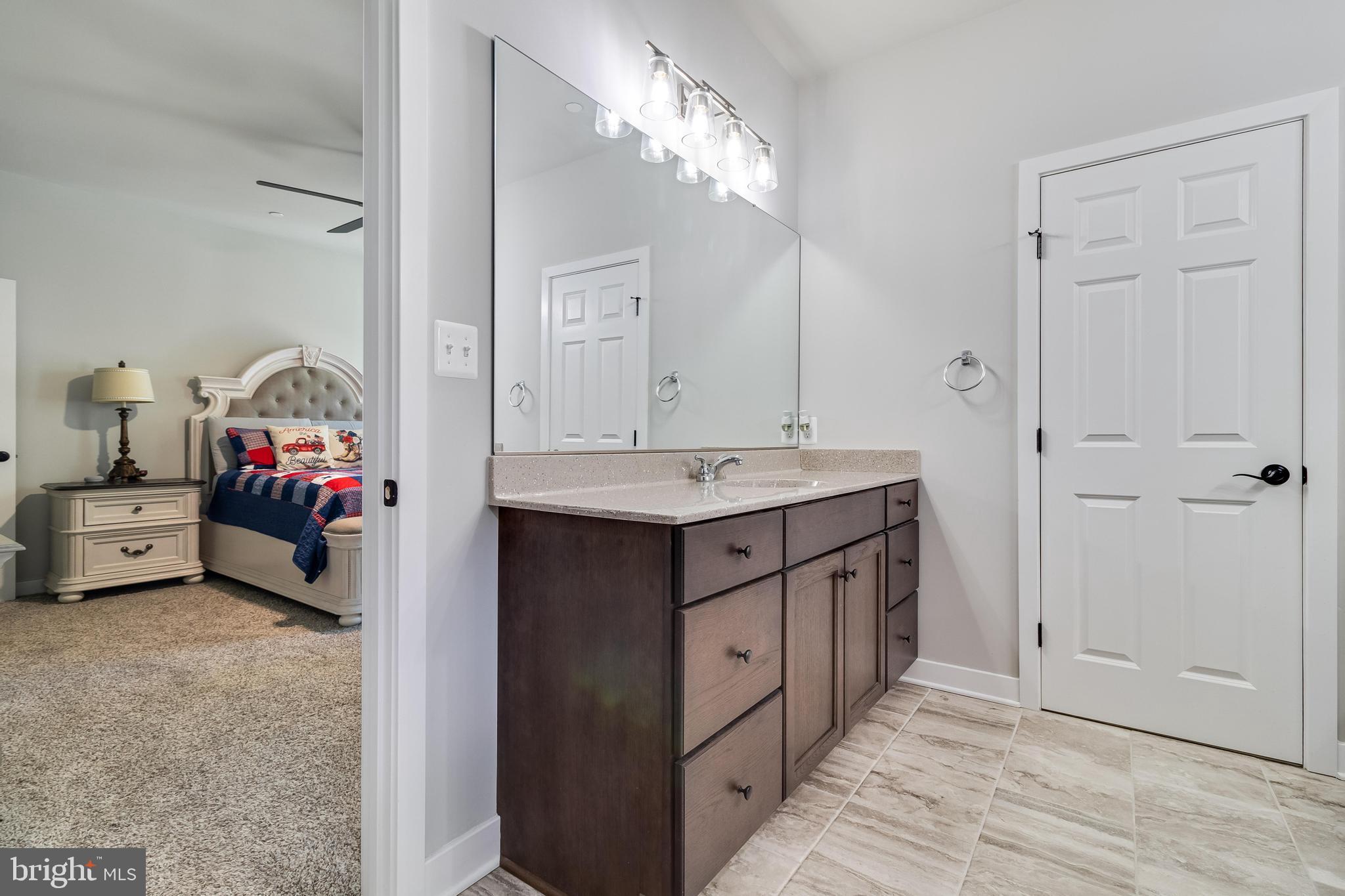 MOSS CREEK - Residential