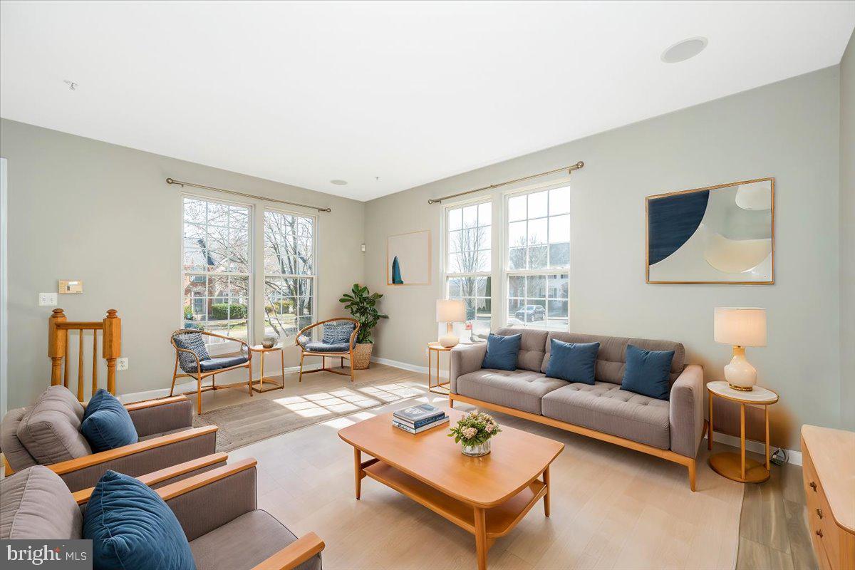 GALYN MANOR - Residential