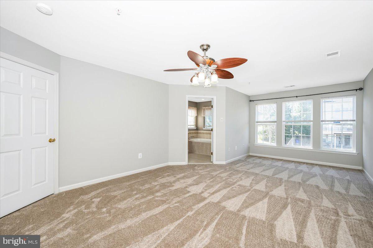 GALYN MANOR - Residential