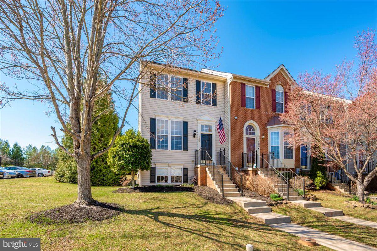 GALYN MANOR - Residential