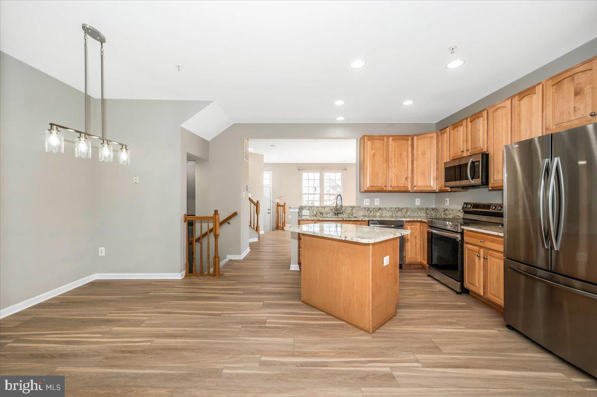 GALYN MANOR - Residential