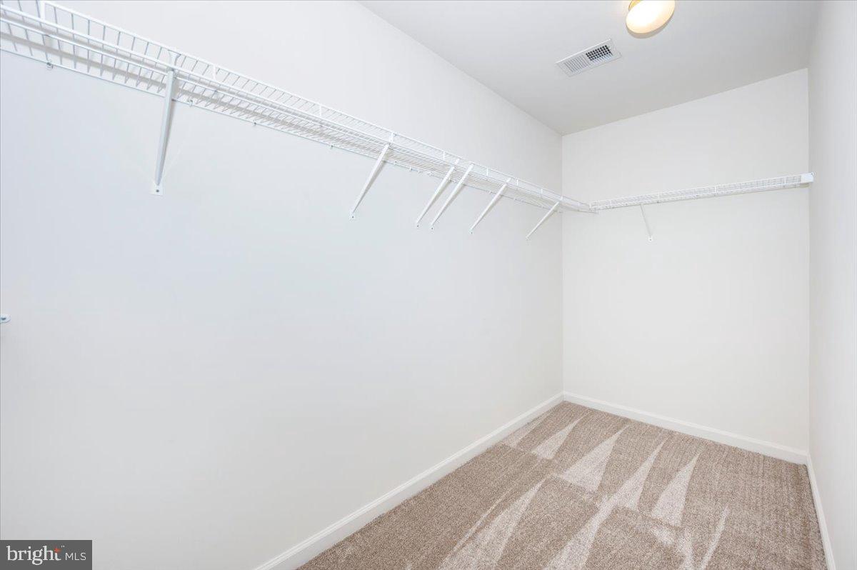 GALYN MANOR - Residential