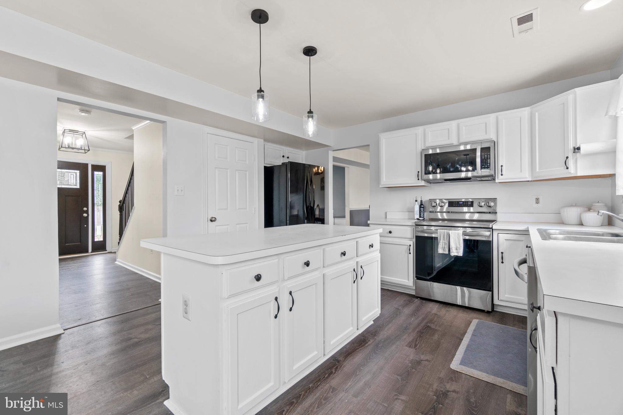 SUMMERWOOD - Residential