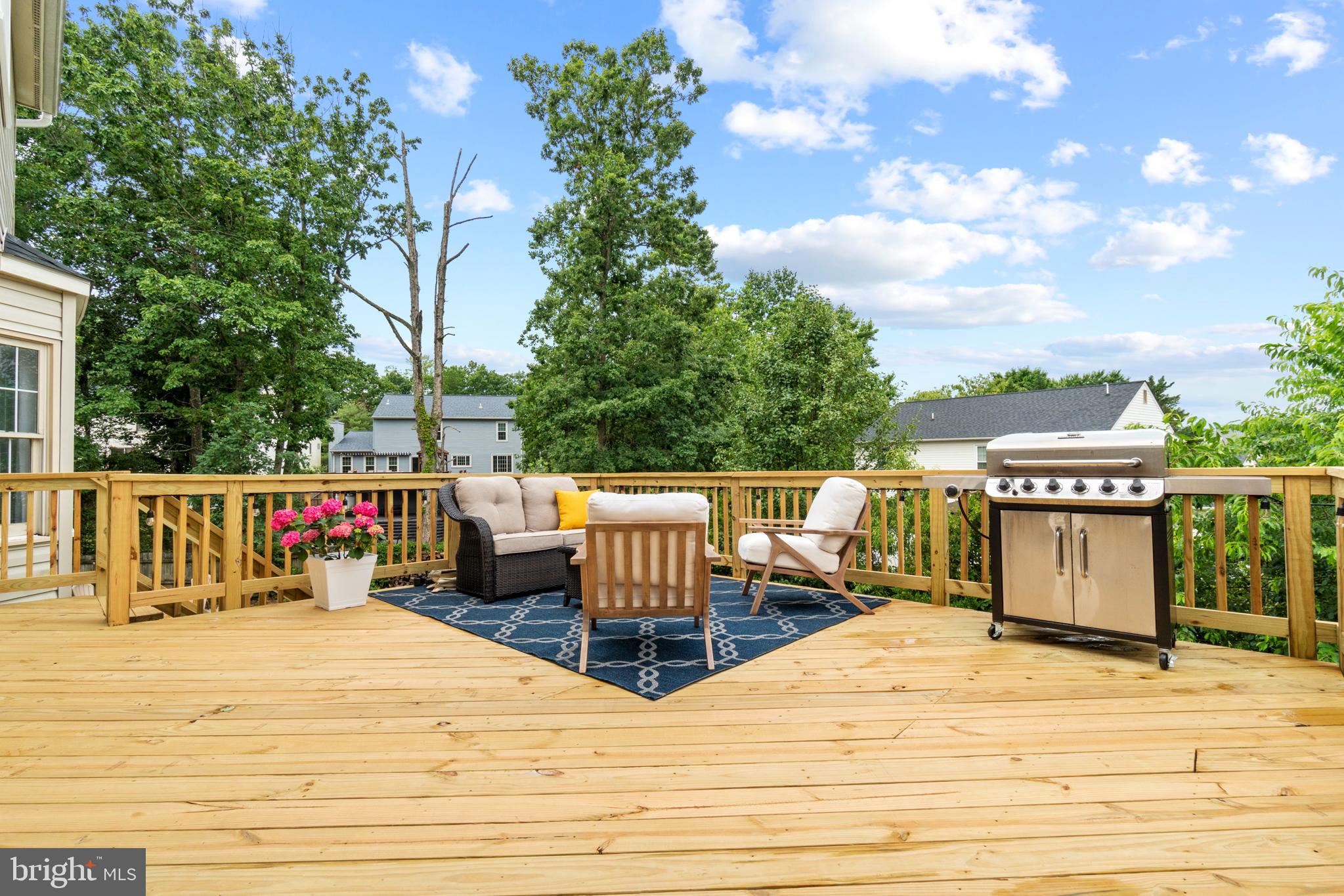 SUMMERWOOD - Residential