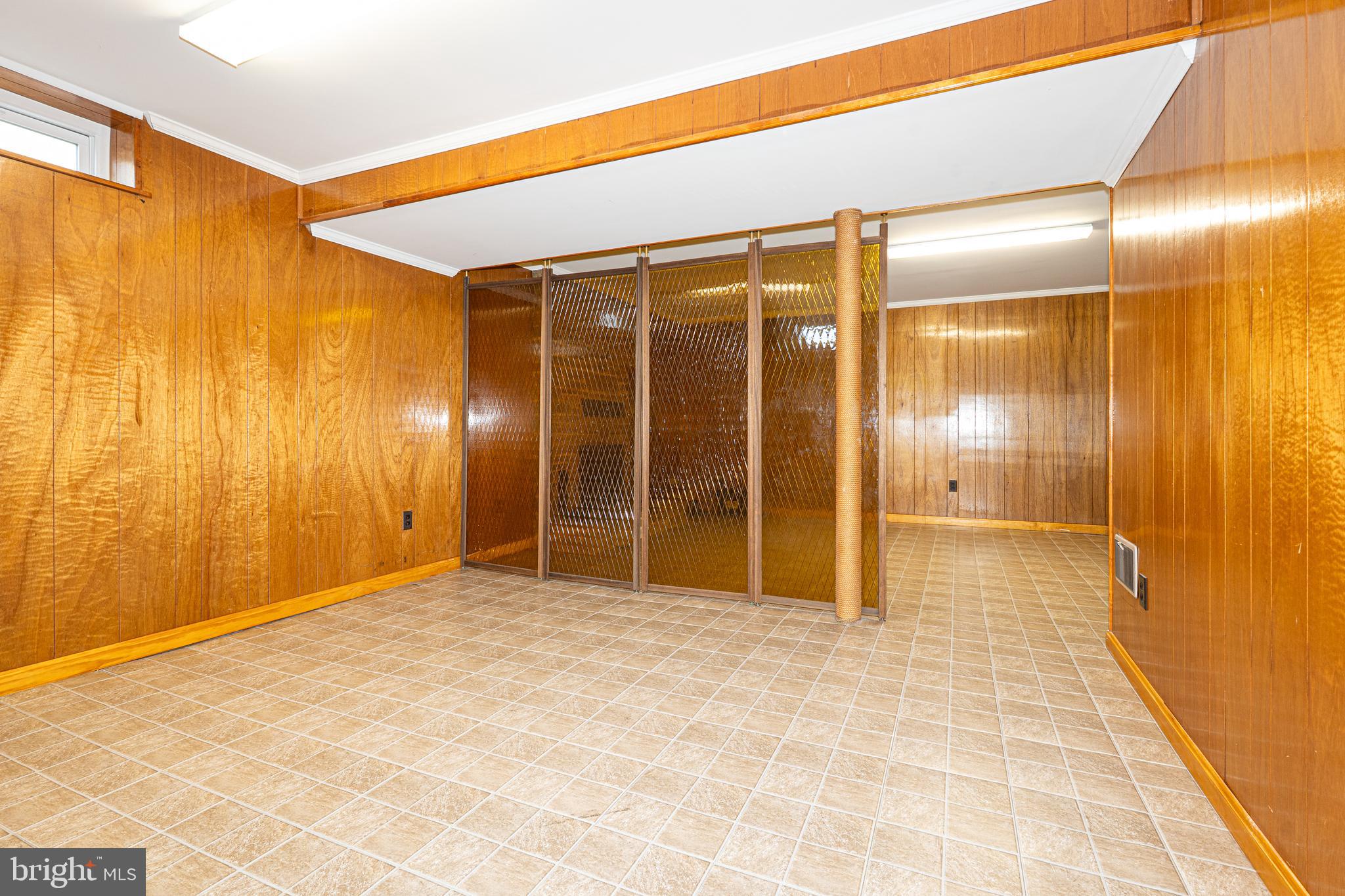 SHIPLEY HEIGHTS - Residential Lease