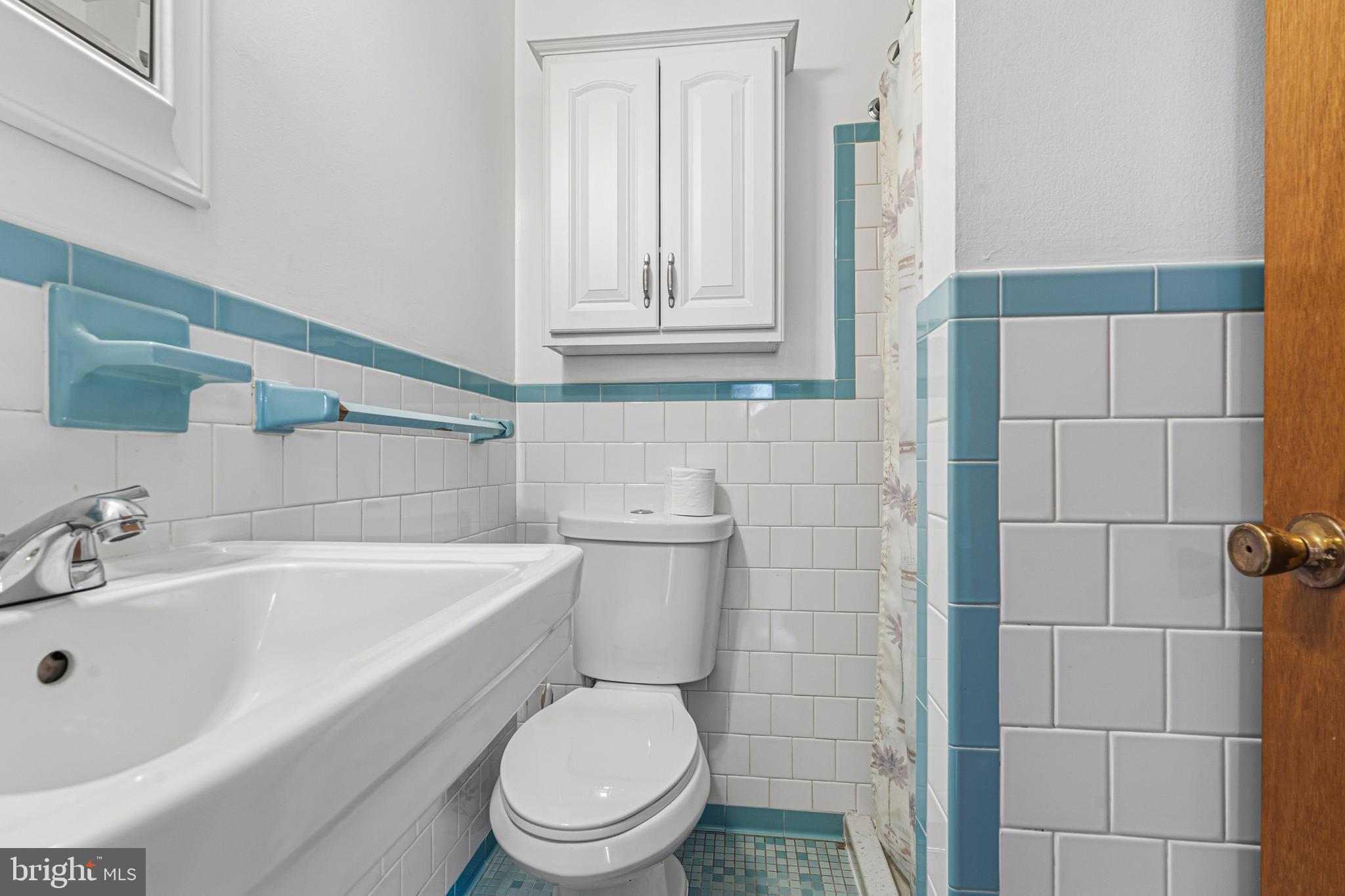 SHIPLEY HEIGHTS - Residential Lease