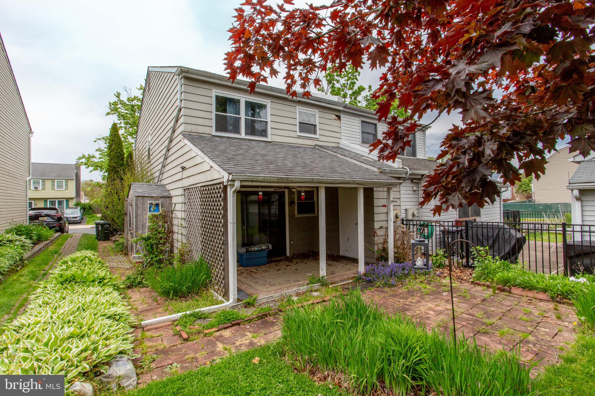CEDAR GROVE ESTS - Residential