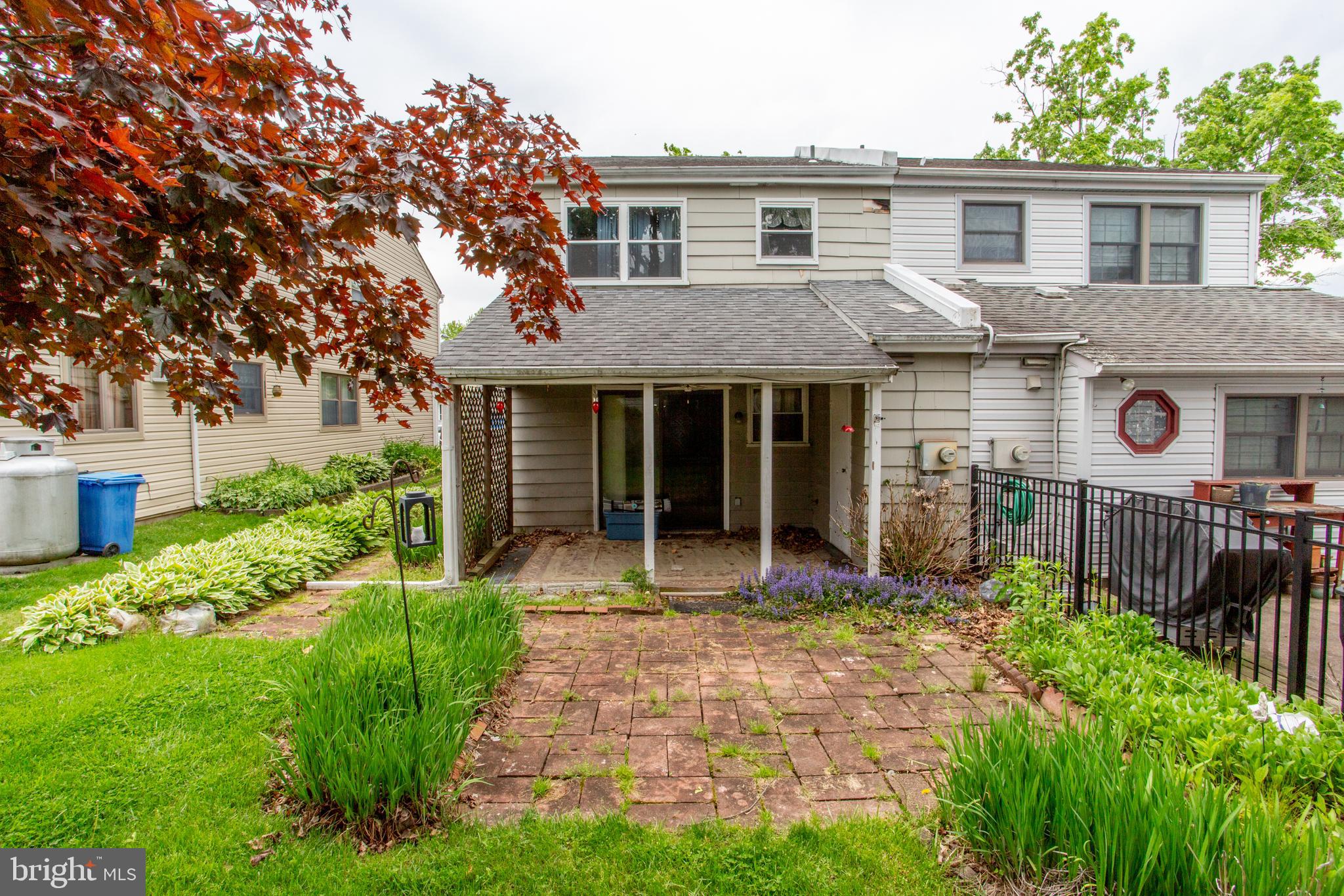 CEDAR GROVE ESTS - Residential