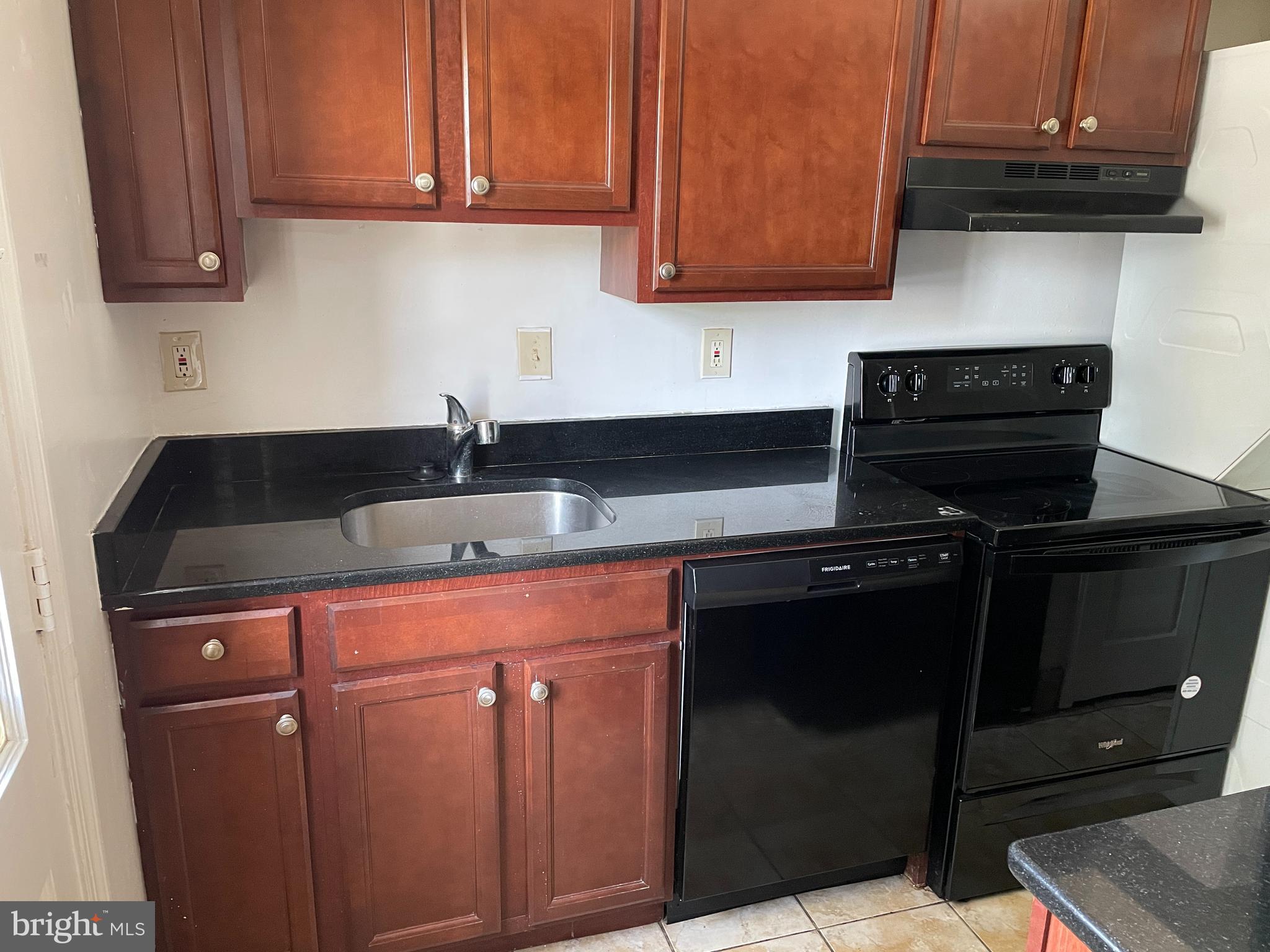 FAIRFAX VILLAGE - Residential Lease