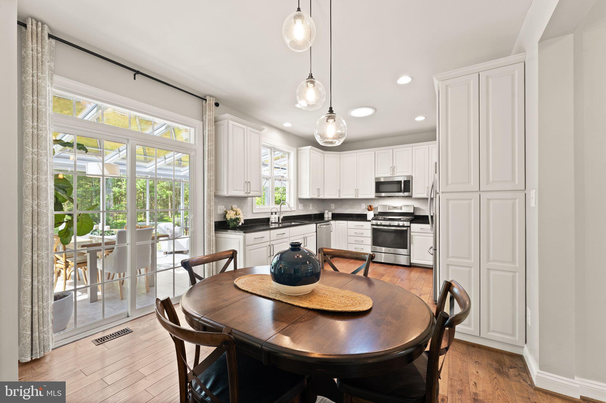 OAK KNOLL FARMS - Residential