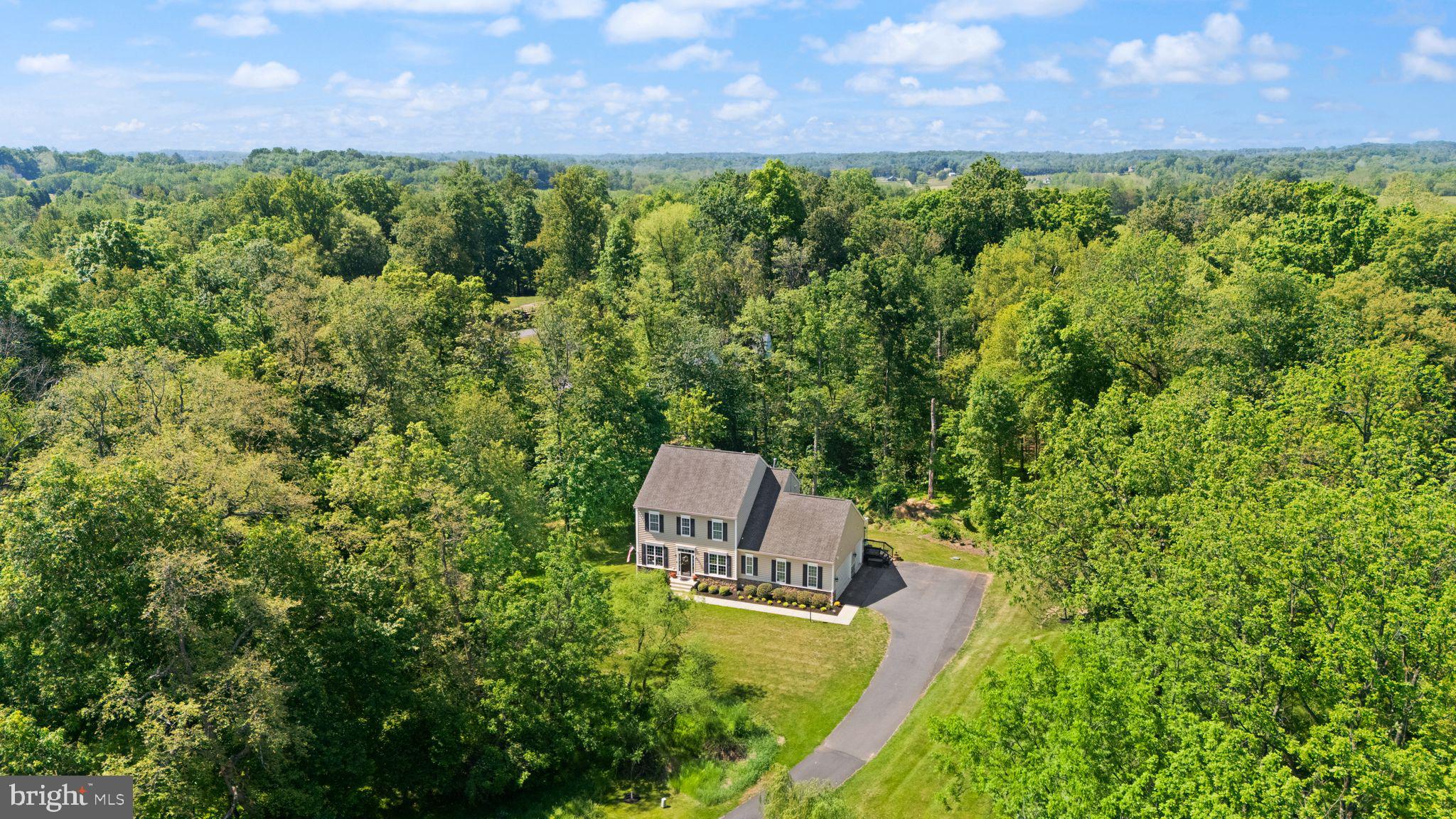 OAK KNOLL FARMS - Residential