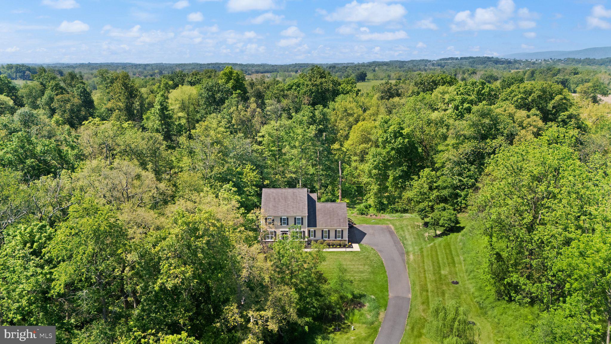 OAK KNOLL FARMS - Residential