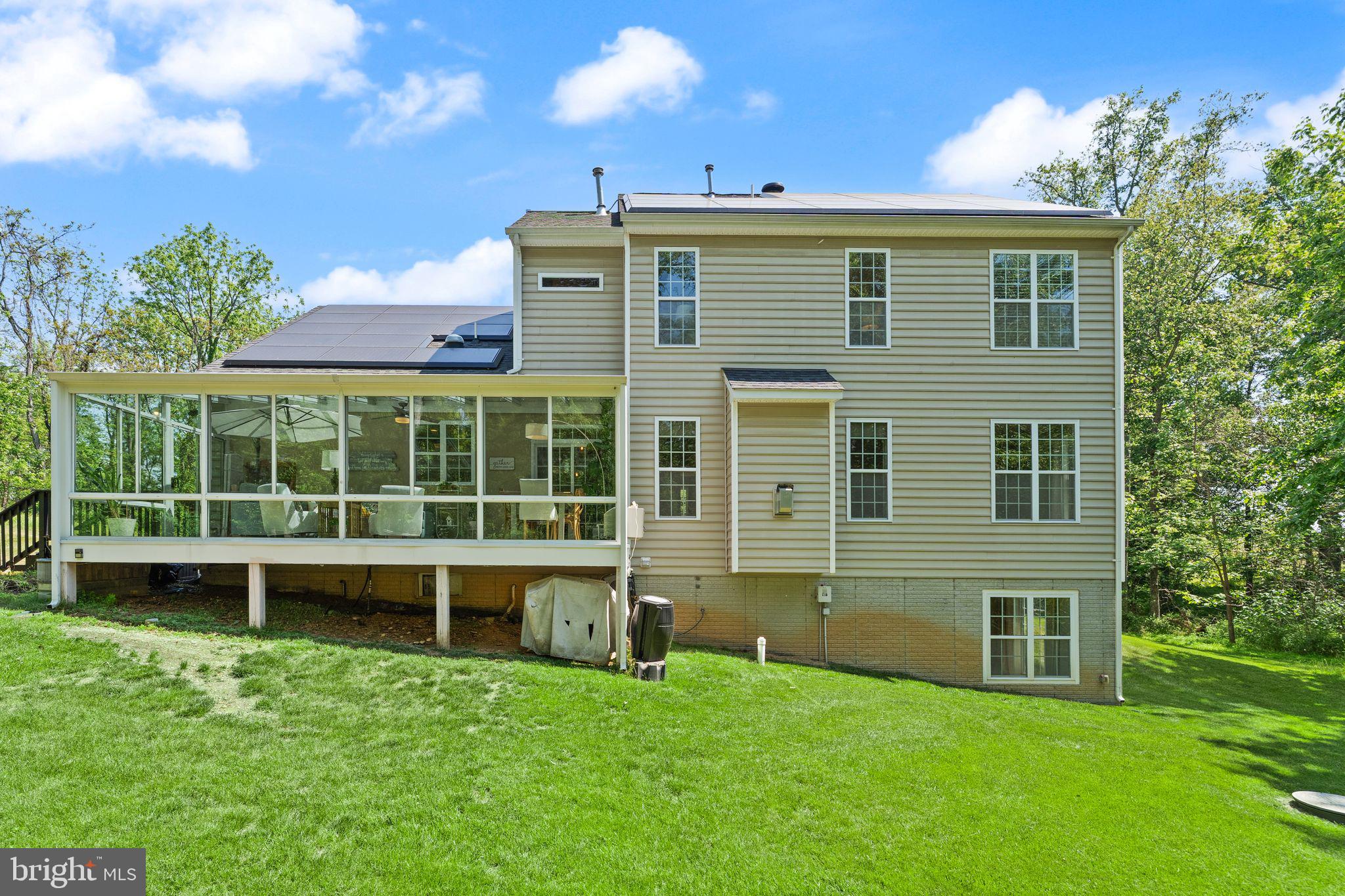 OAK KNOLL FARMS - Residential