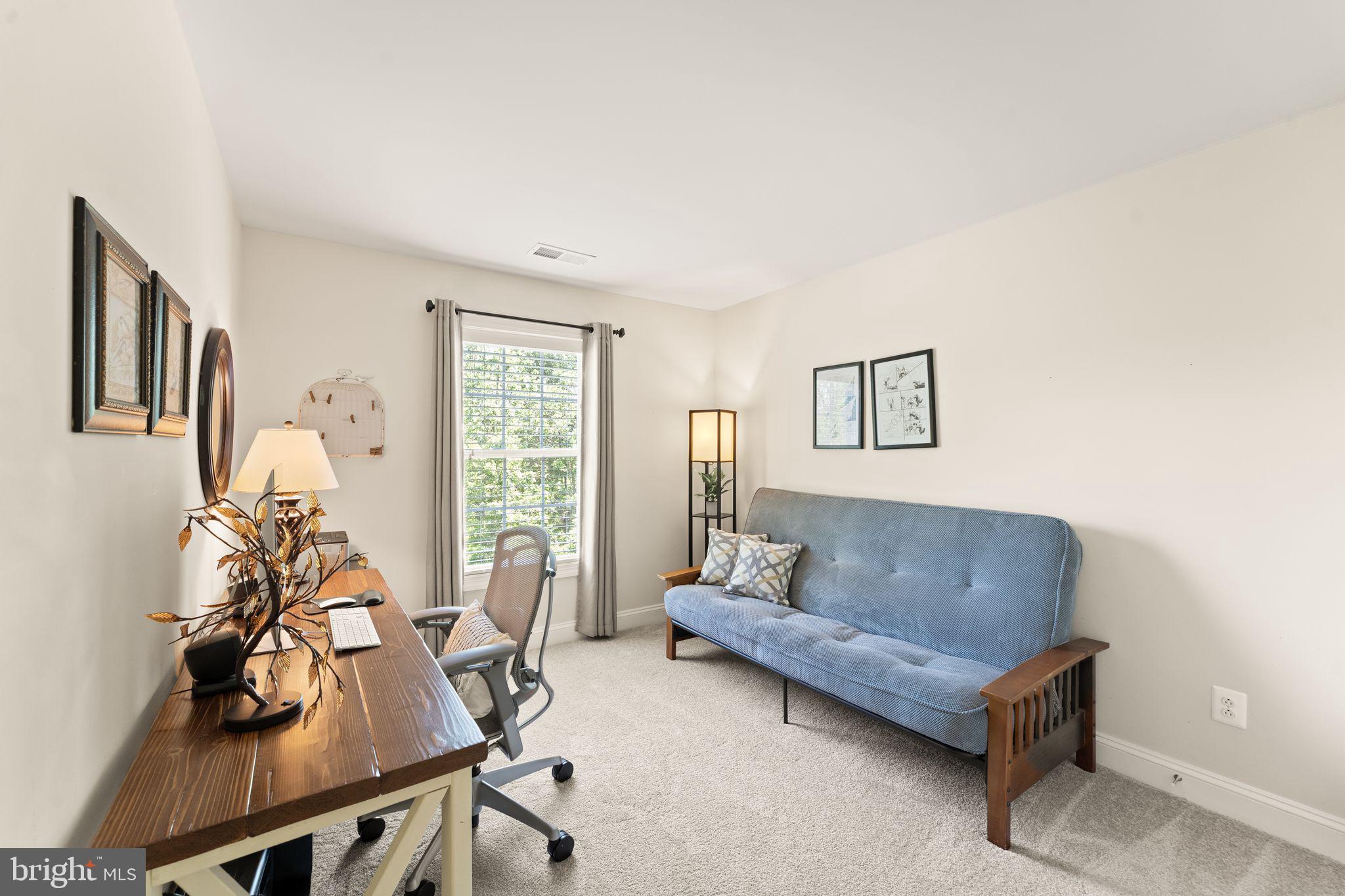OAK KNOLL FARMS - Residential