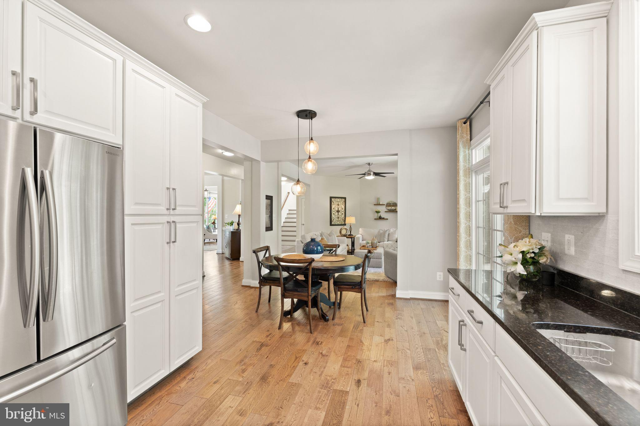 OAK KNOLL FARMS - Residential