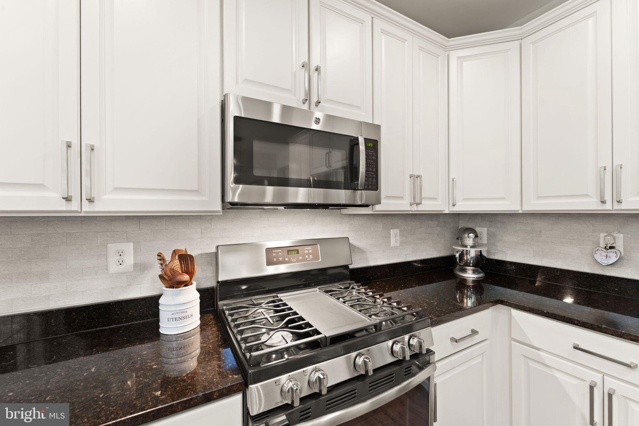 OAK KNOLL FARMS - Residential