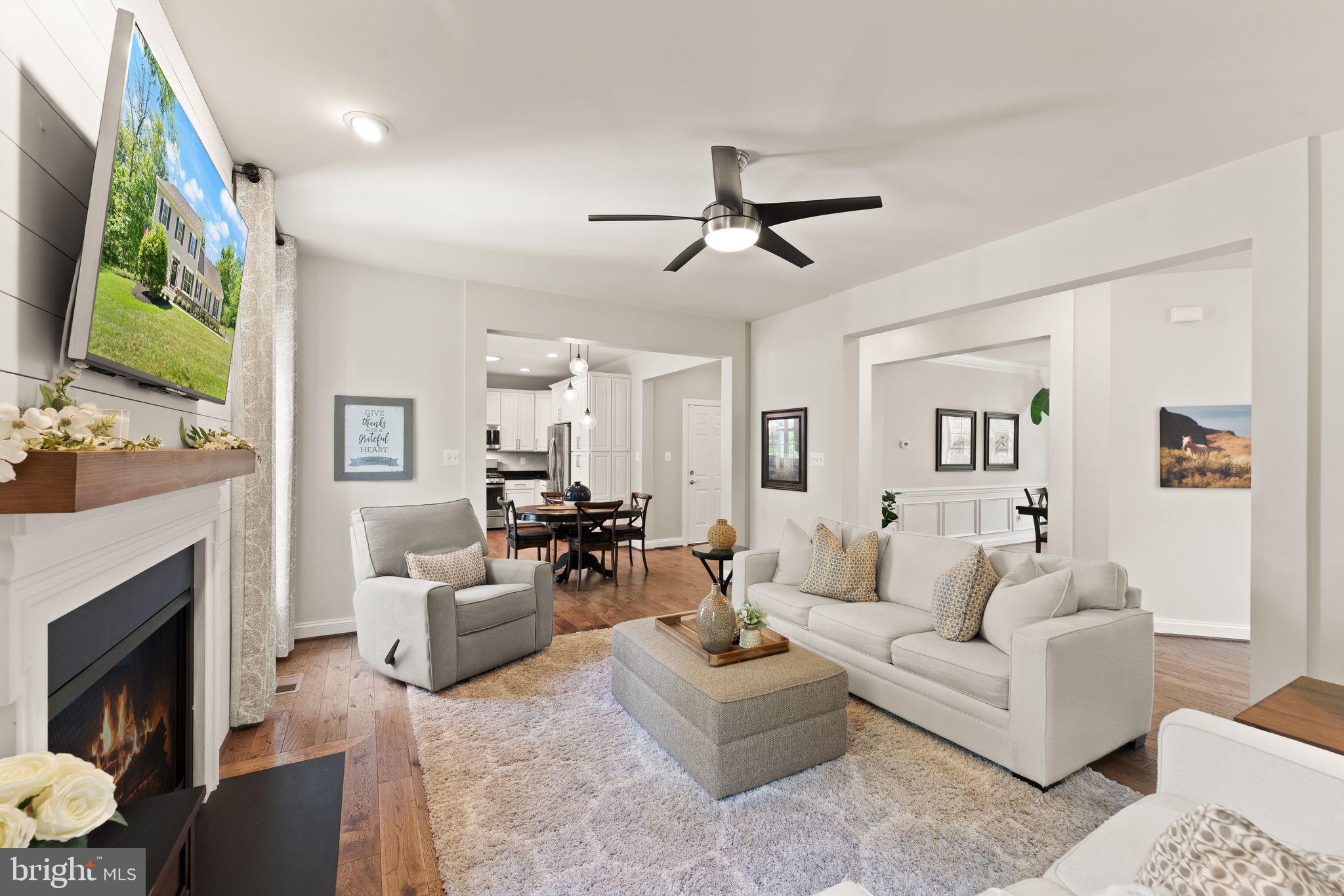 OAK KNOLL FARMS - Residential