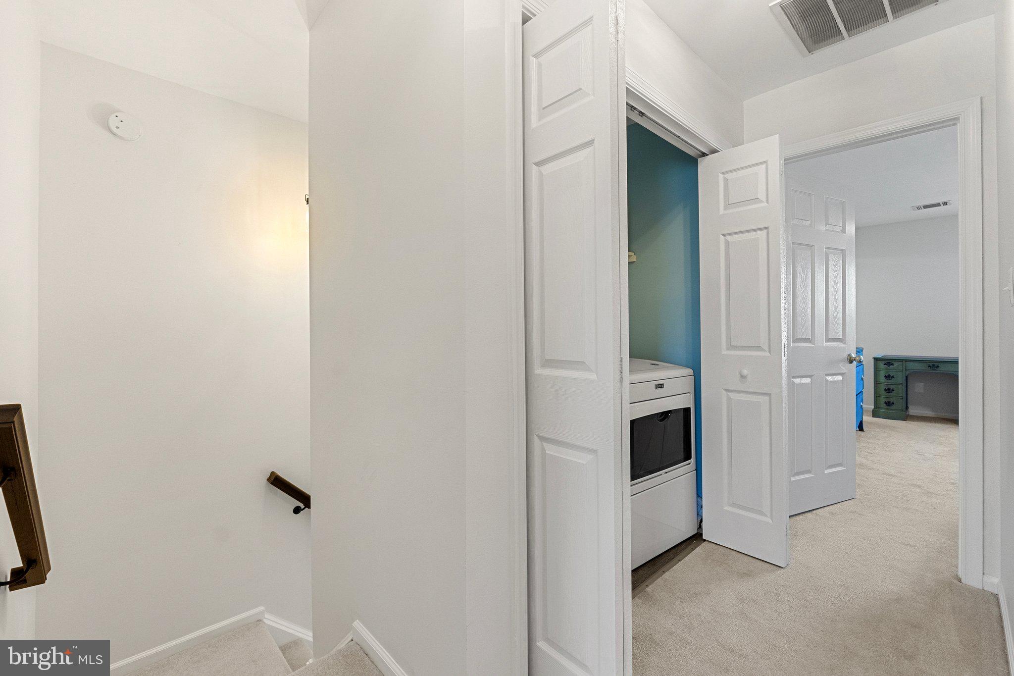 SIGNATURE AT BROADLANDS - Residential