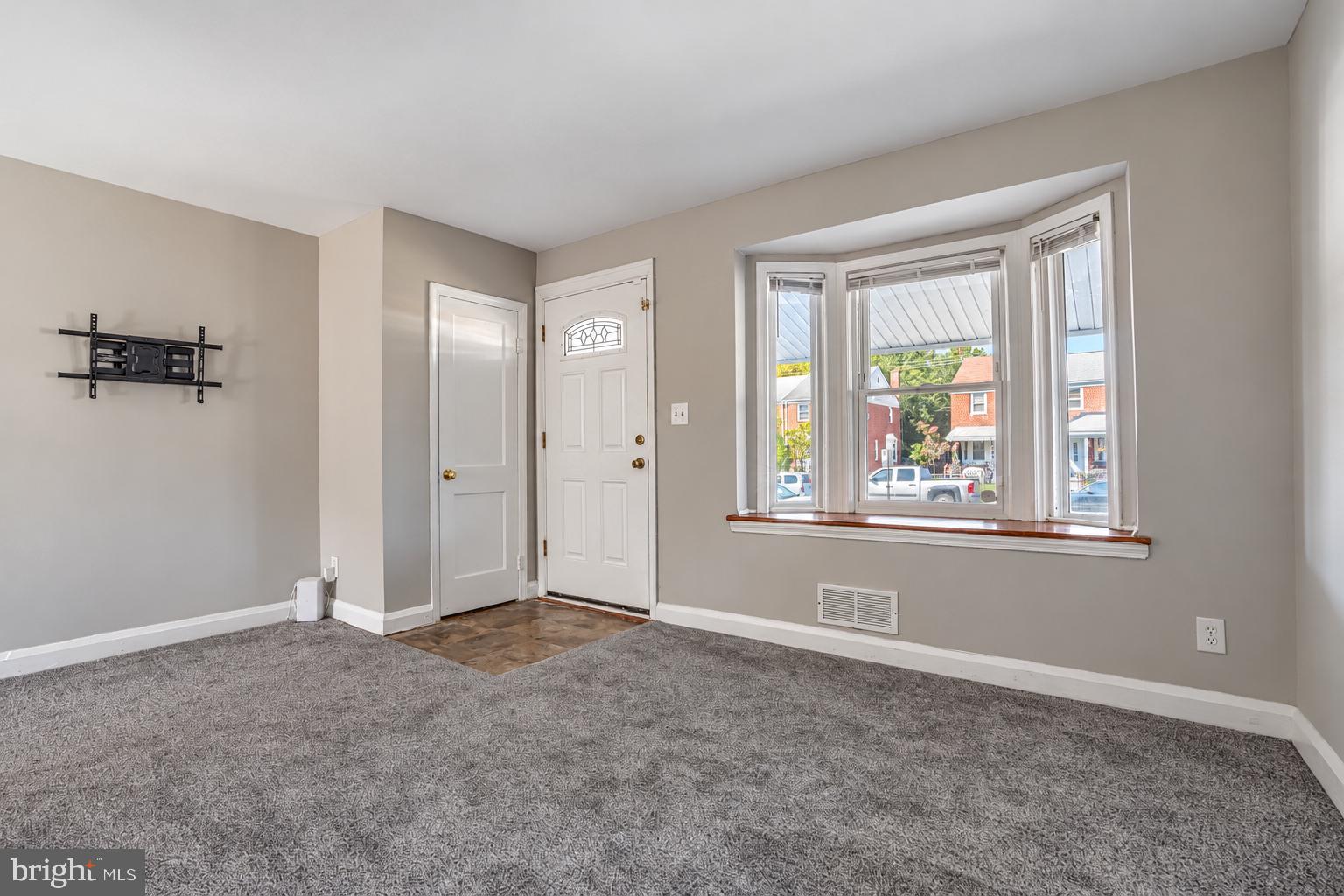 847 MIDDLESEX ROAD