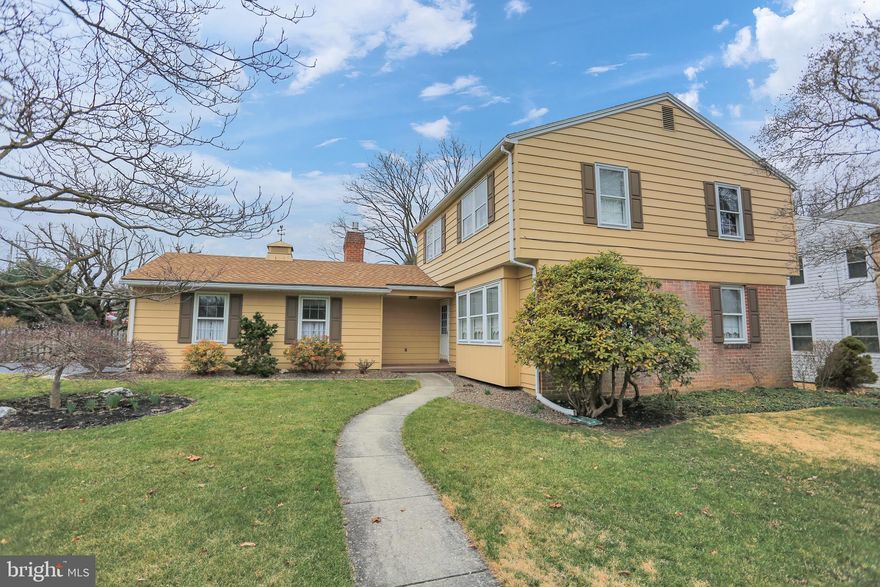 Corner lot with the best lawn on the block! You will love the charm in this 3 bedroom 2 1/2 bath Colonial with a new roof in 2017. Large Living Room opens into the Dining Room.  The Family Room has a cozy gas fireplace and built-in bookcases. Step into the bright Sunroom with a beautiful stone wall.  This overlooks the private fenced yard with pristine landscaping, trees and perennials. Upstairs you will find a Primary Bedroom/Bath, two Bedrooms and a full Bath.  All three bedrooms have hardwood flooring. Schedule your showing today!