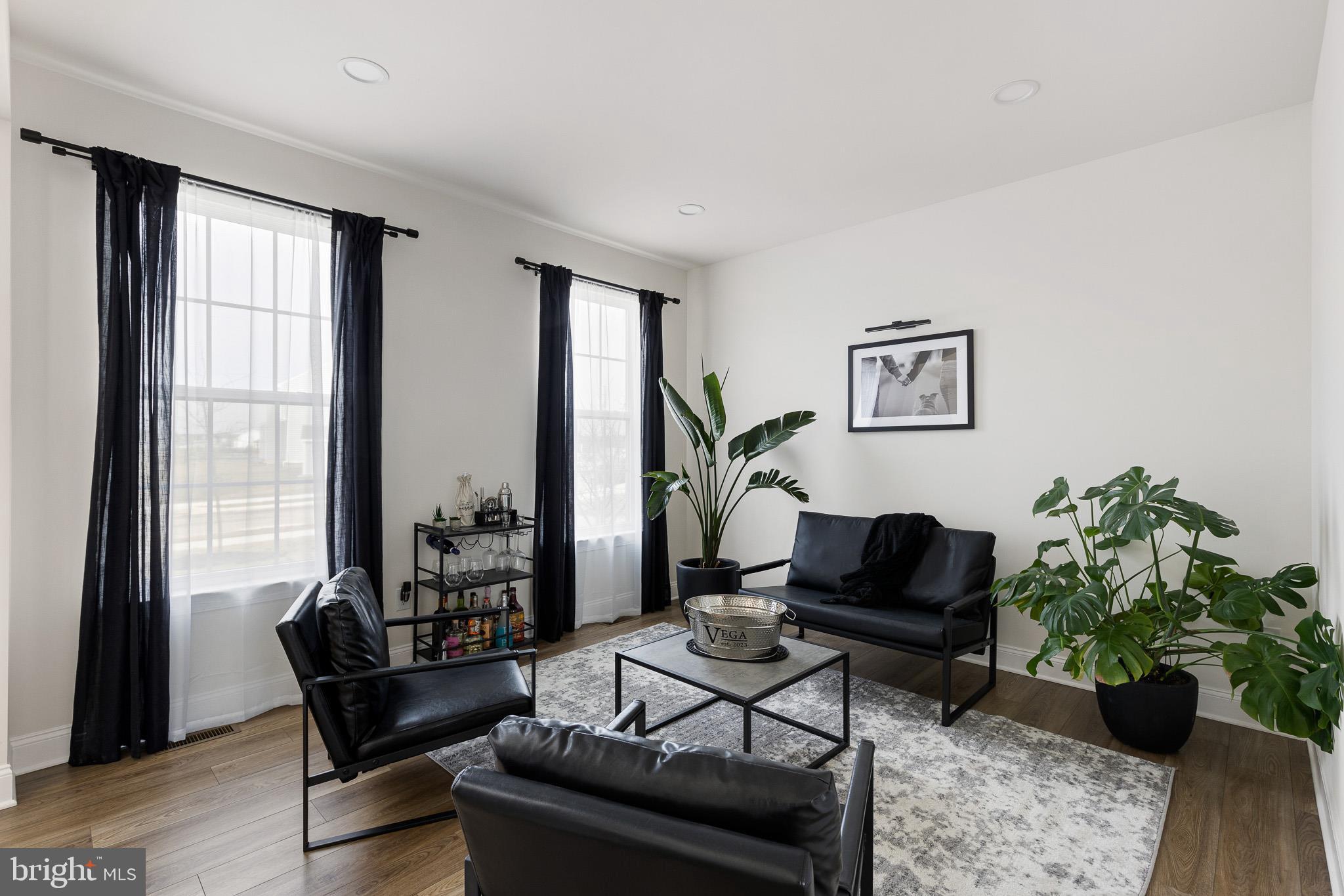 663 GORDON HOUSE WAY