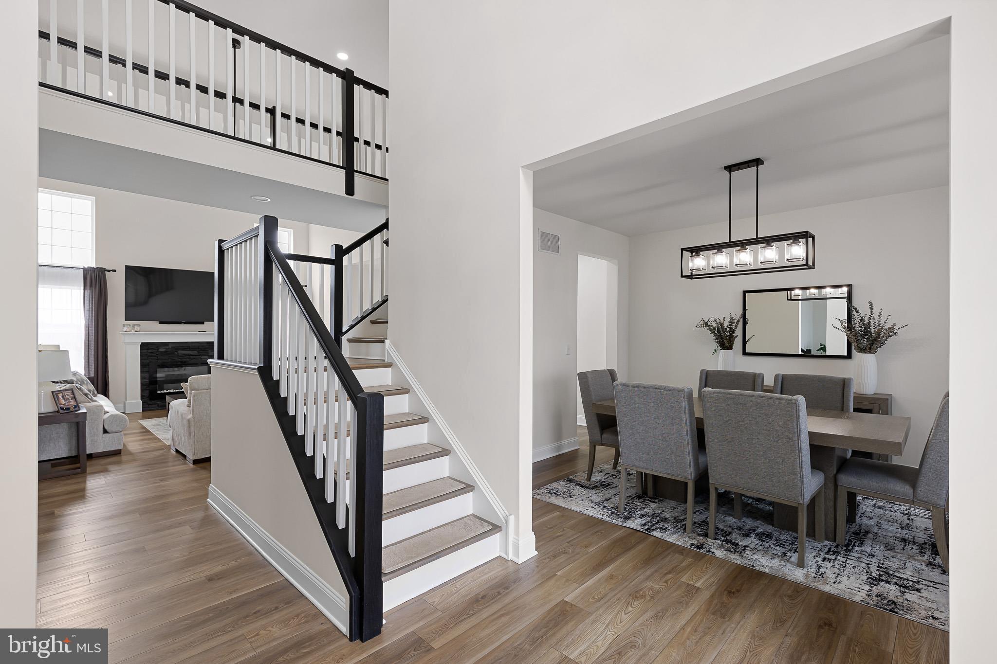 663 GORDON HOUSE WAY