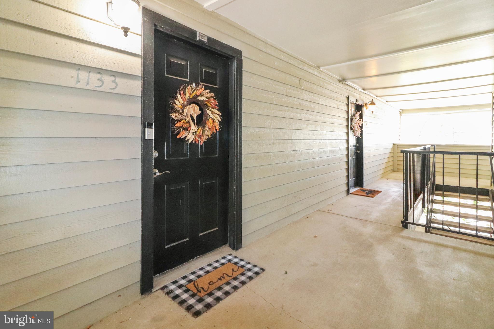 PENDERBROOK SQUARE CONDOMINIUMS - Residential Lease