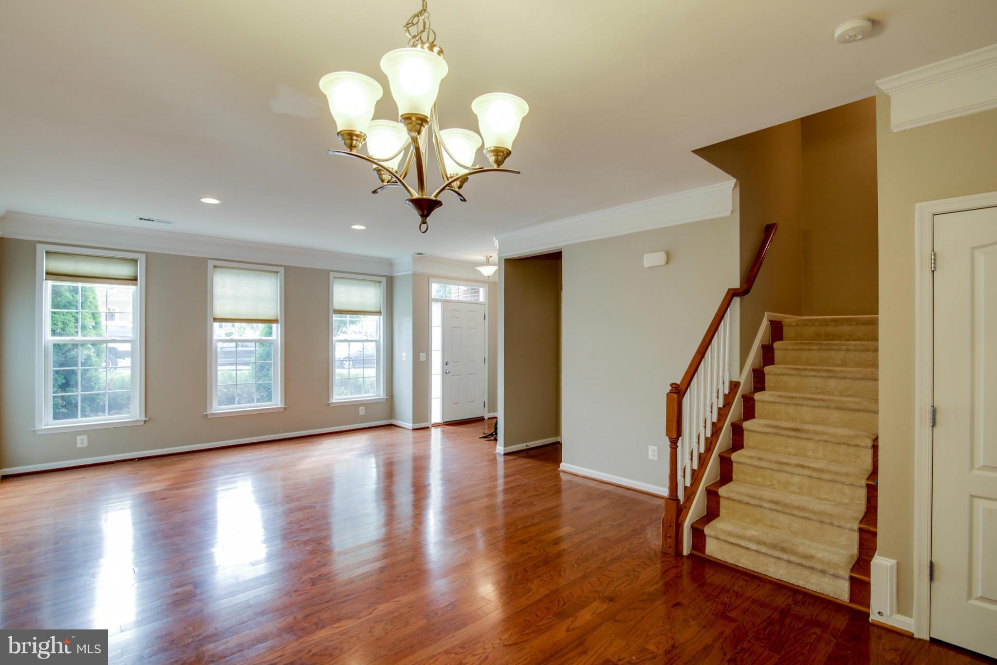 LANSDOWNE TOWN CENTER - Residential Lease