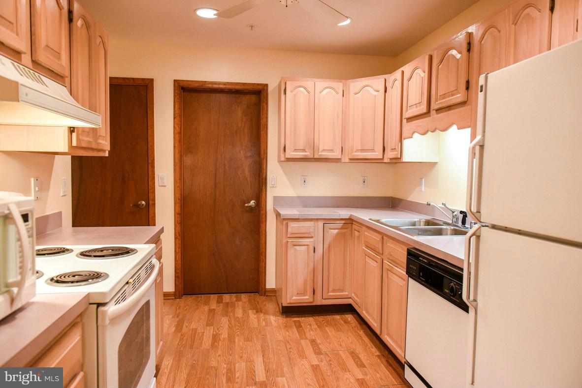 ORCHID PARK OF WILDEWOOD - Residential