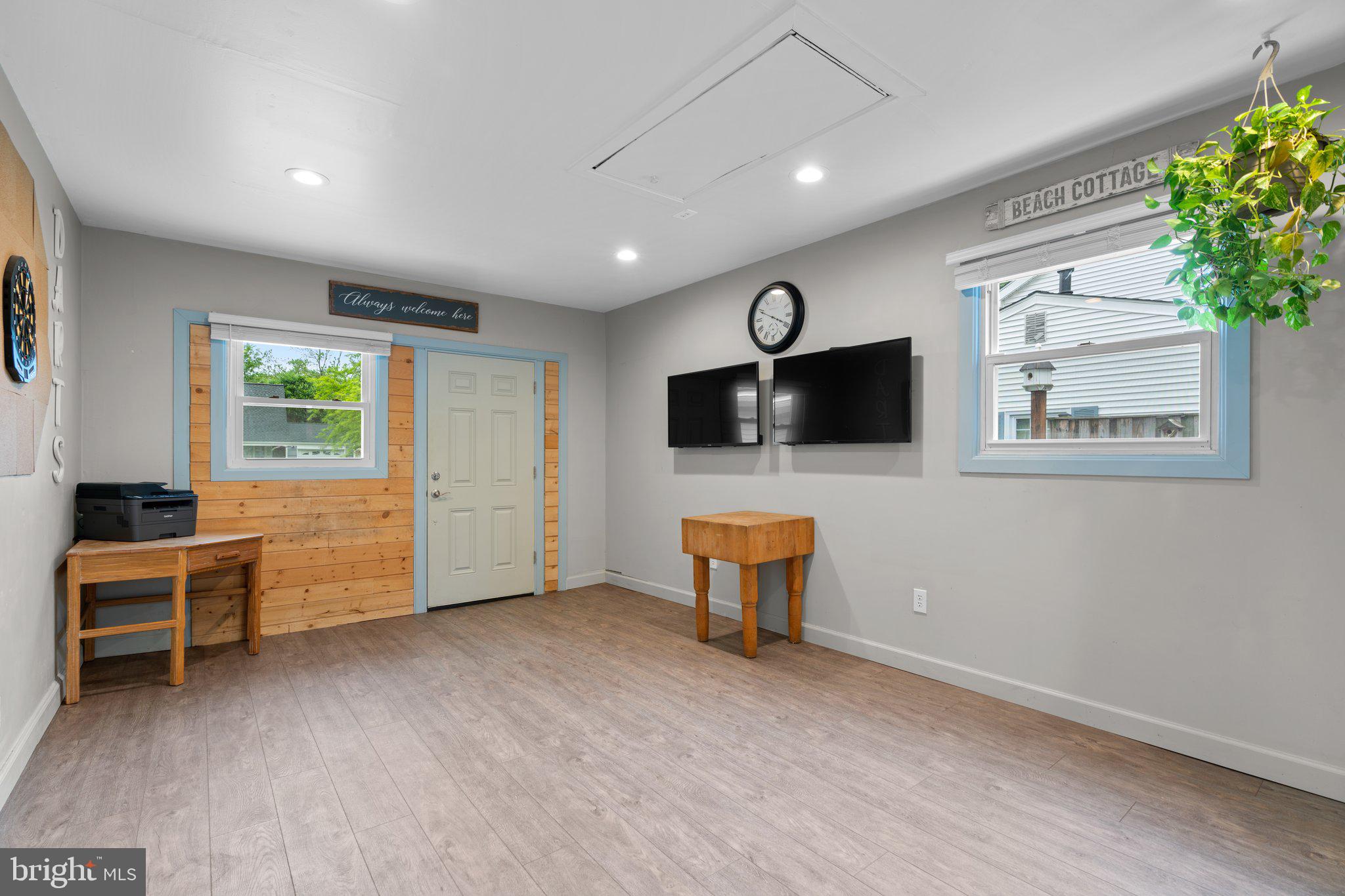 MEADOWBROOK AT BELAIR - Residential