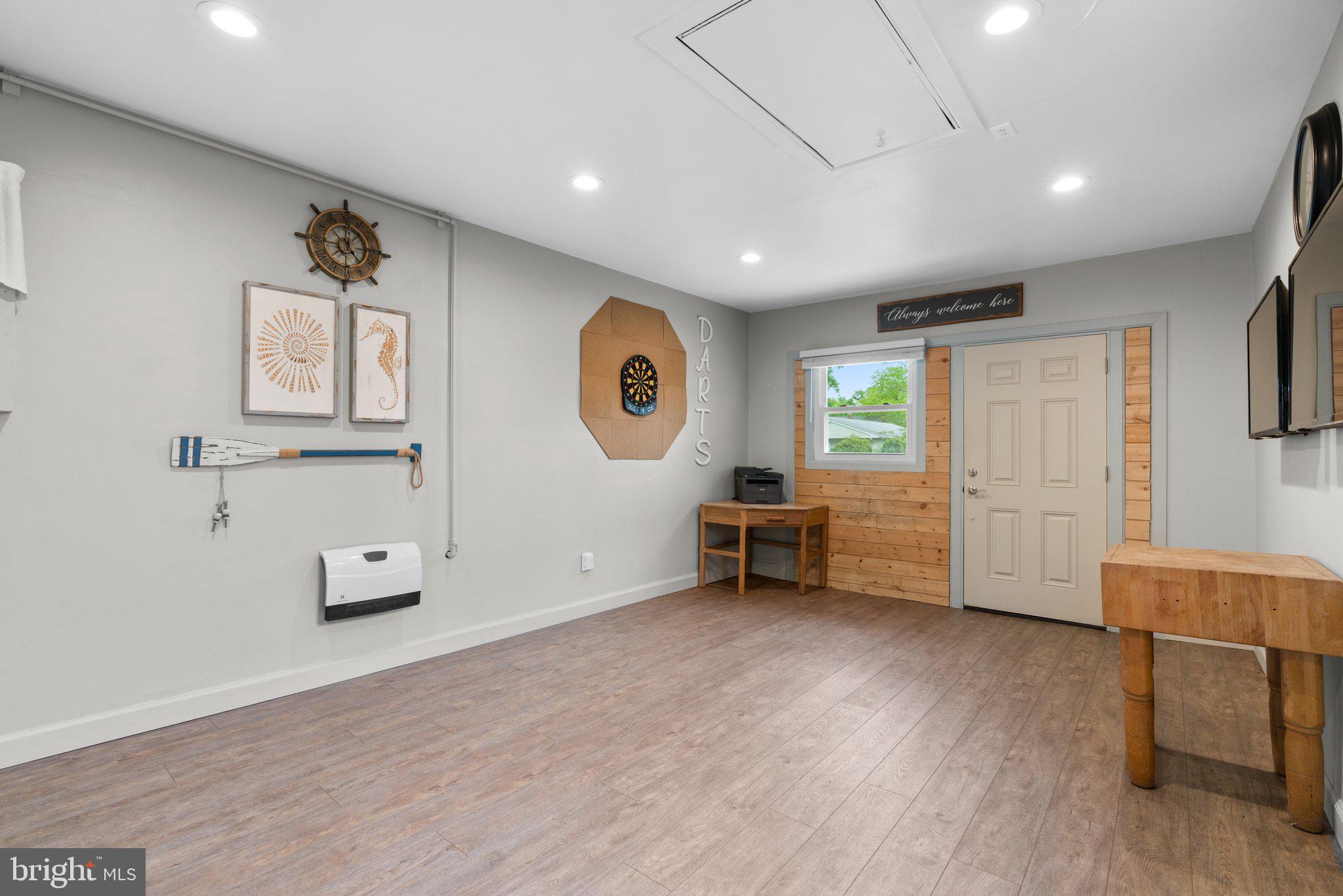 MEADOWBROOK AT BELAIR - Residential