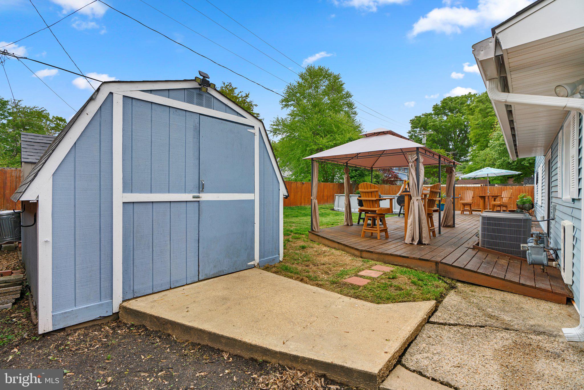 MEADOWBROOK AT BELAIR - Residential