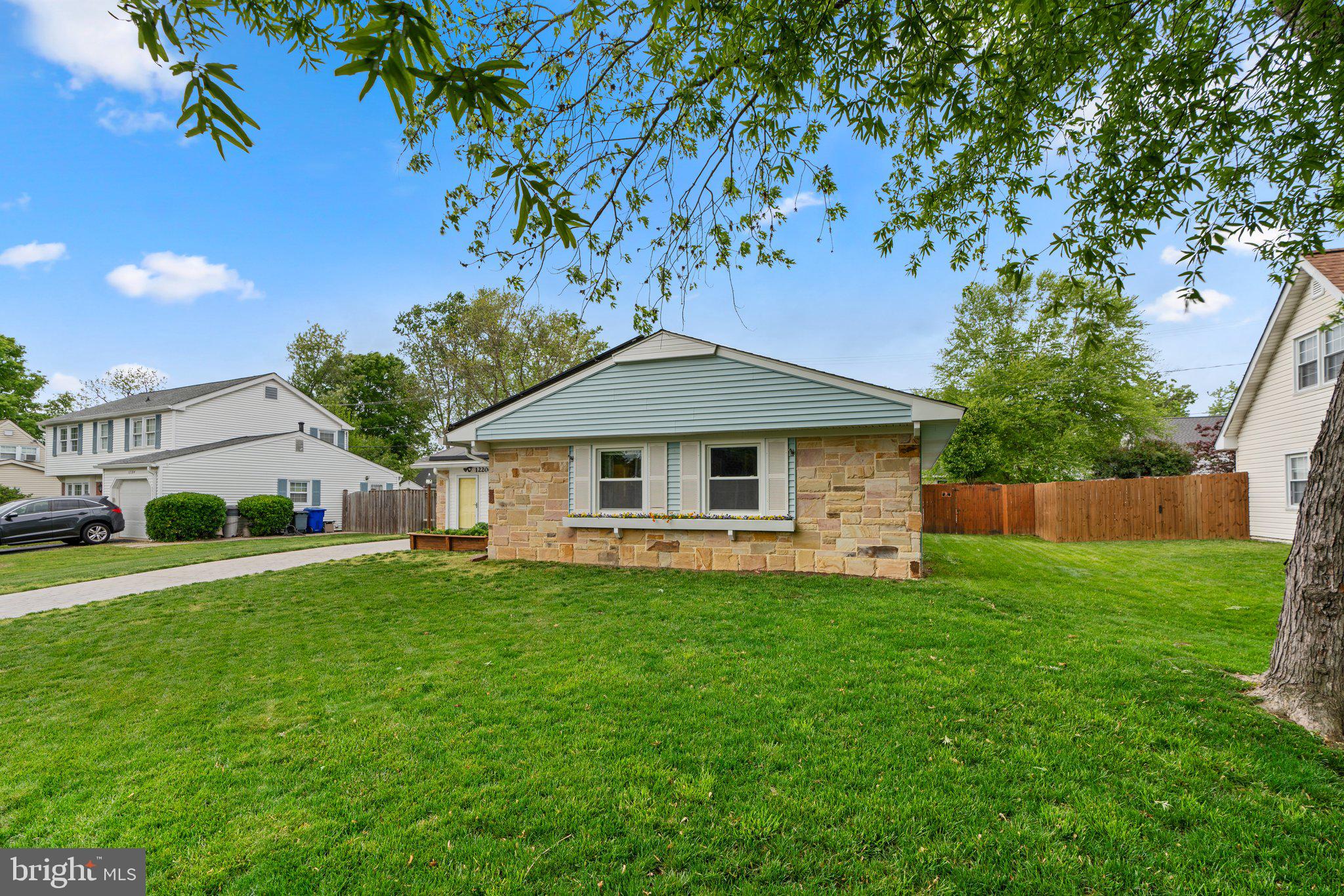 MEADOWBROOK AT BELAIR - Residential