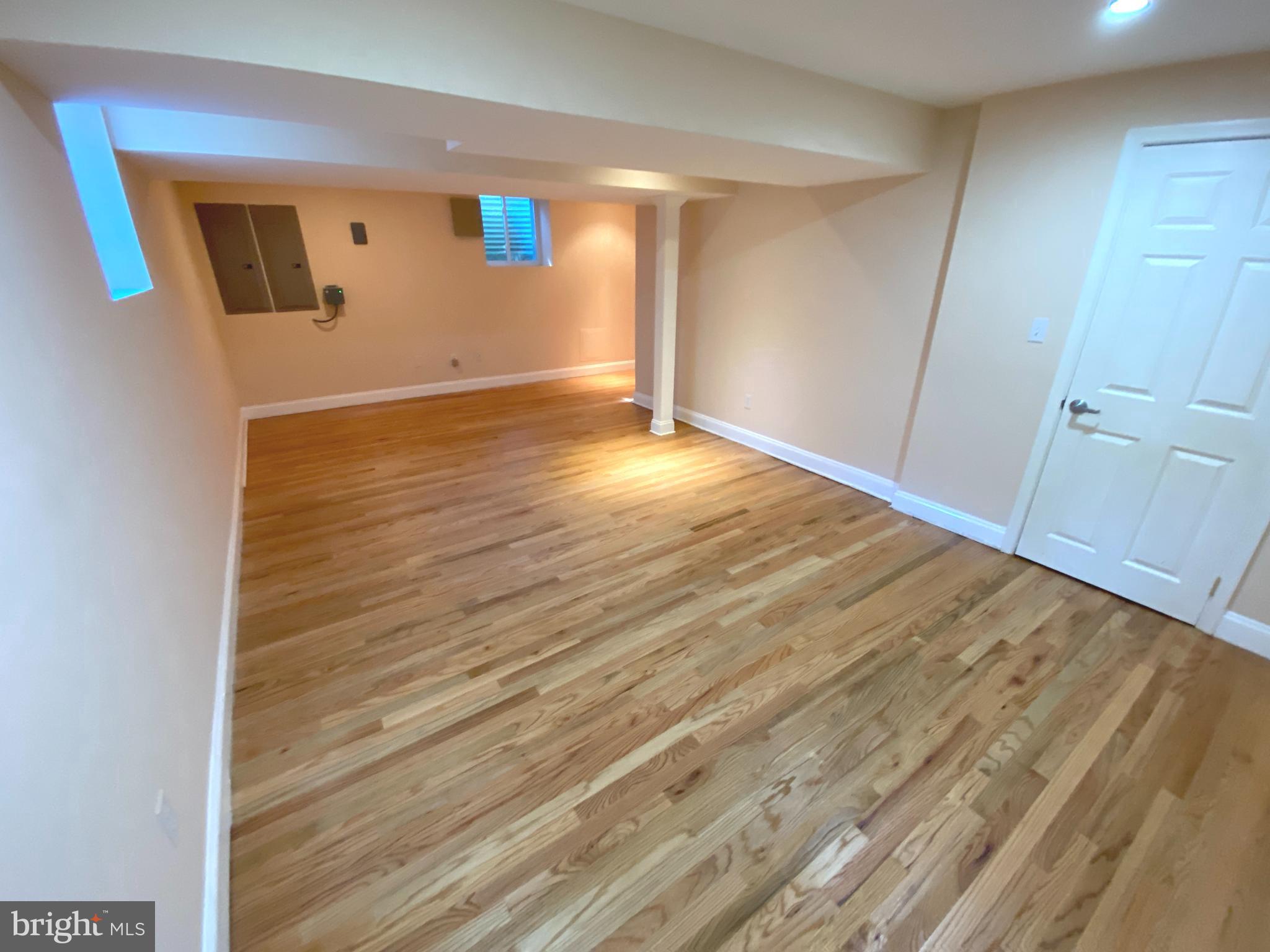 MCAULEY PARK - Residential