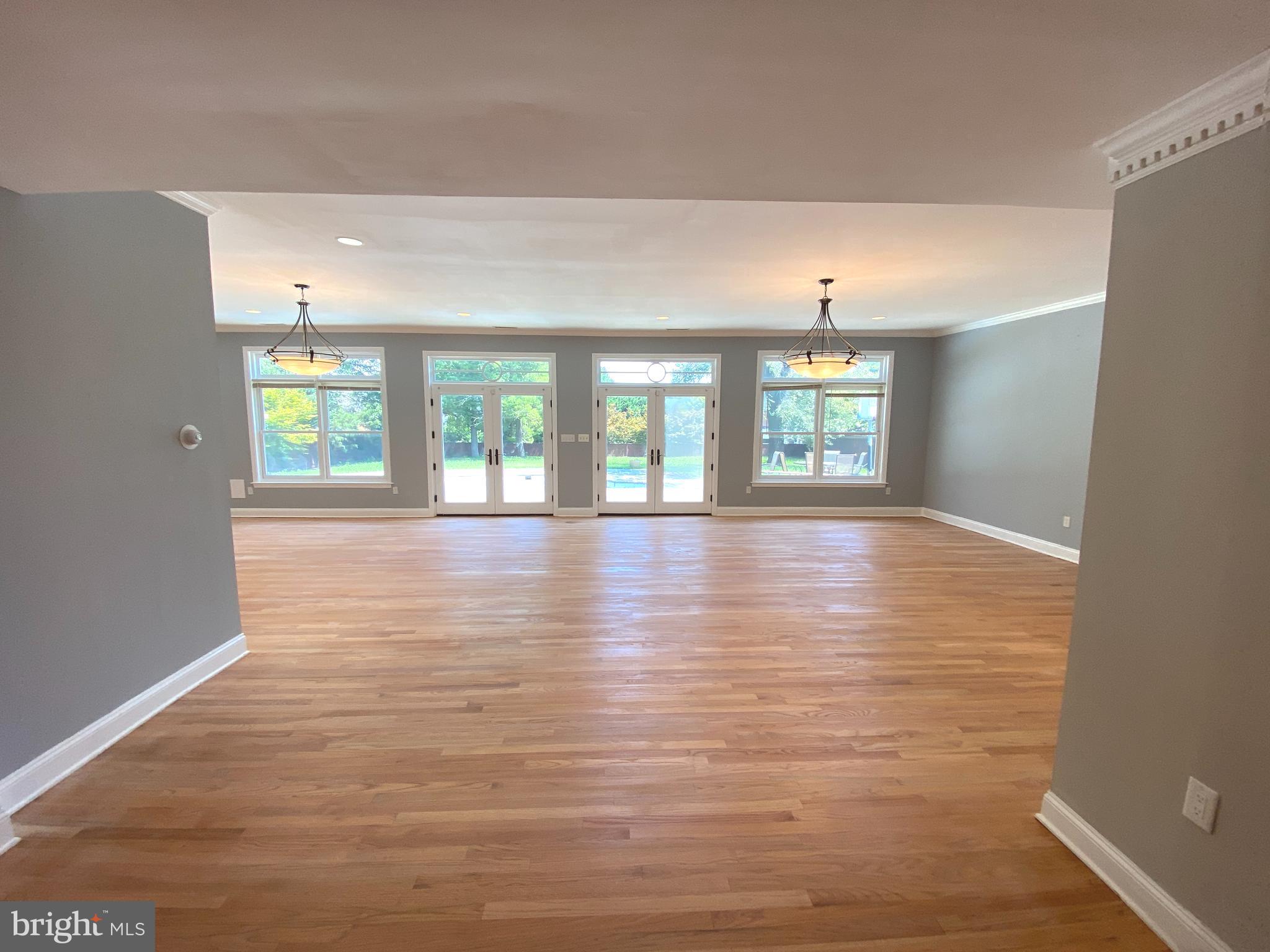 MCAULEY PARK - Residential