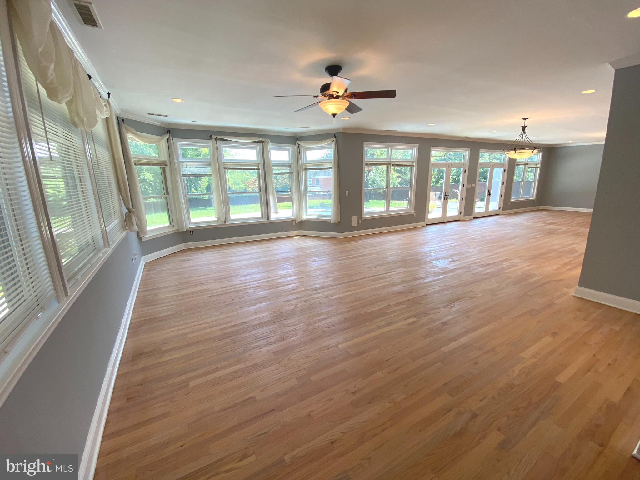 MCAULEY PARK - Residential