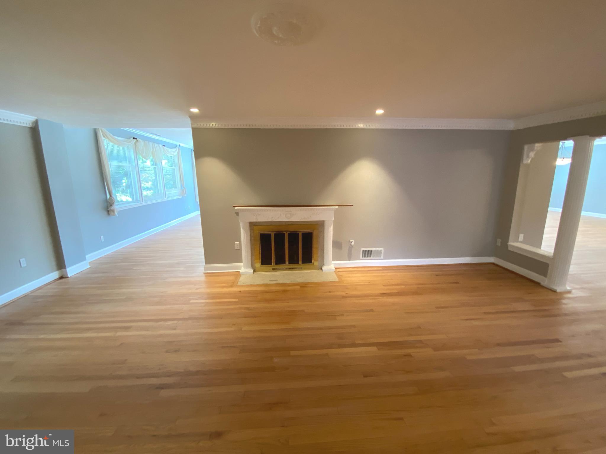 MCAULEY PARK - Residential