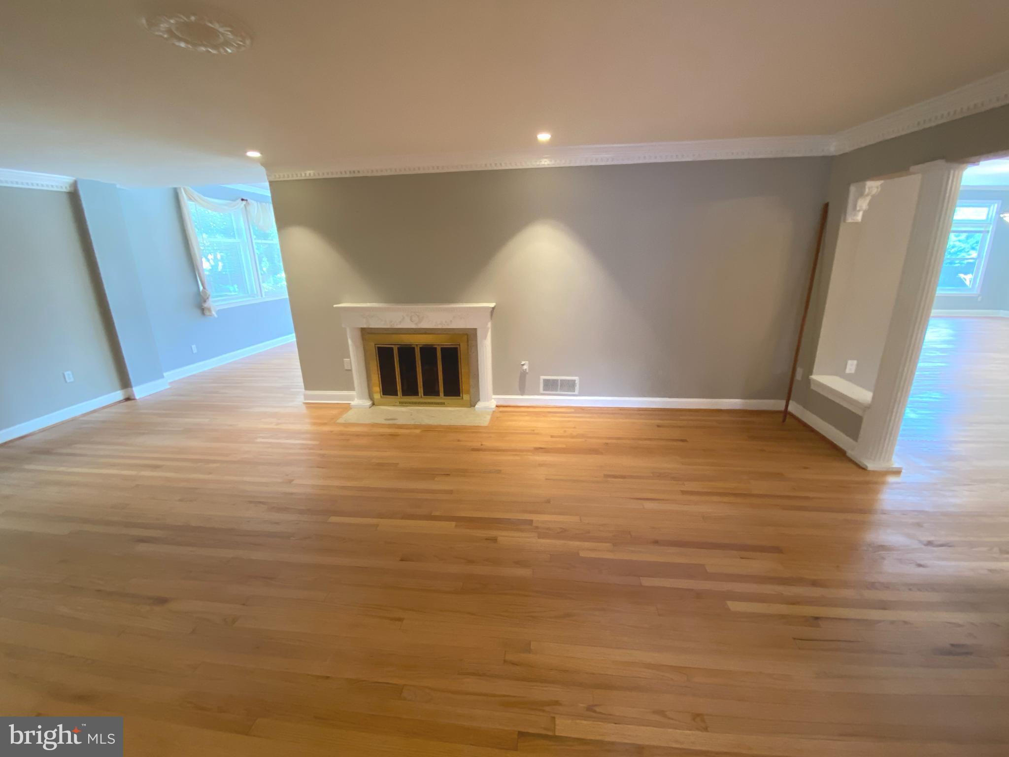 MCAULEY PARK - Residential