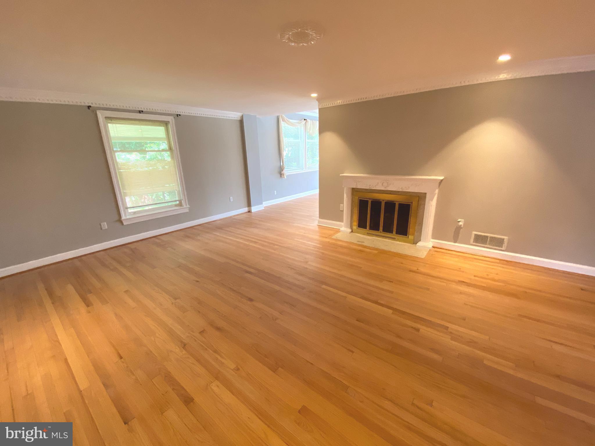 MCAULEY PARK - Residential