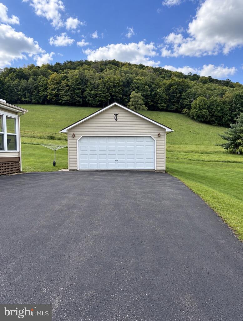 48 CONABLE AVENUE