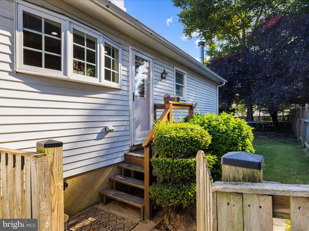 RIVIERA BEACH - Residential